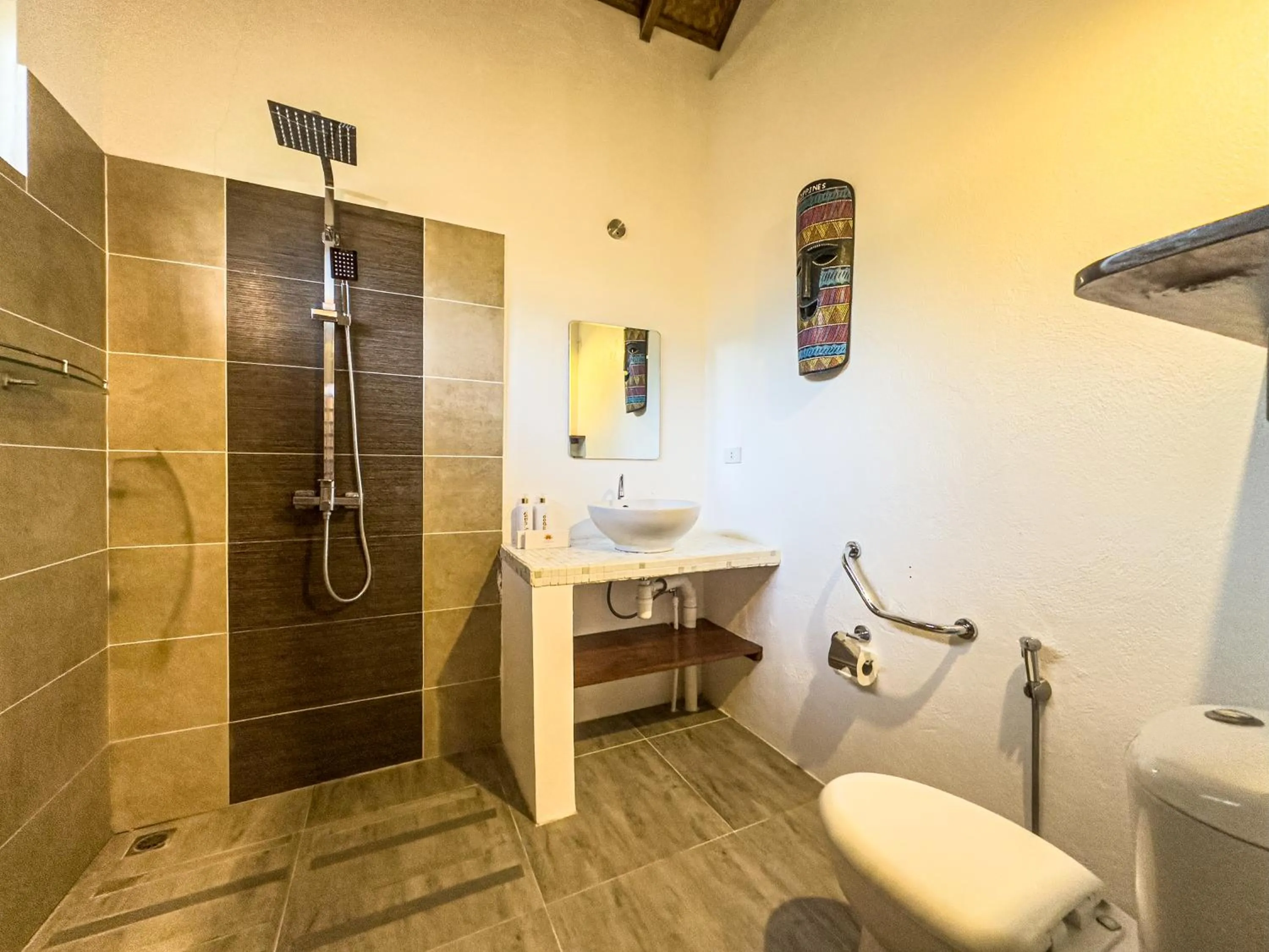 Shower in El Nido Coco Resort