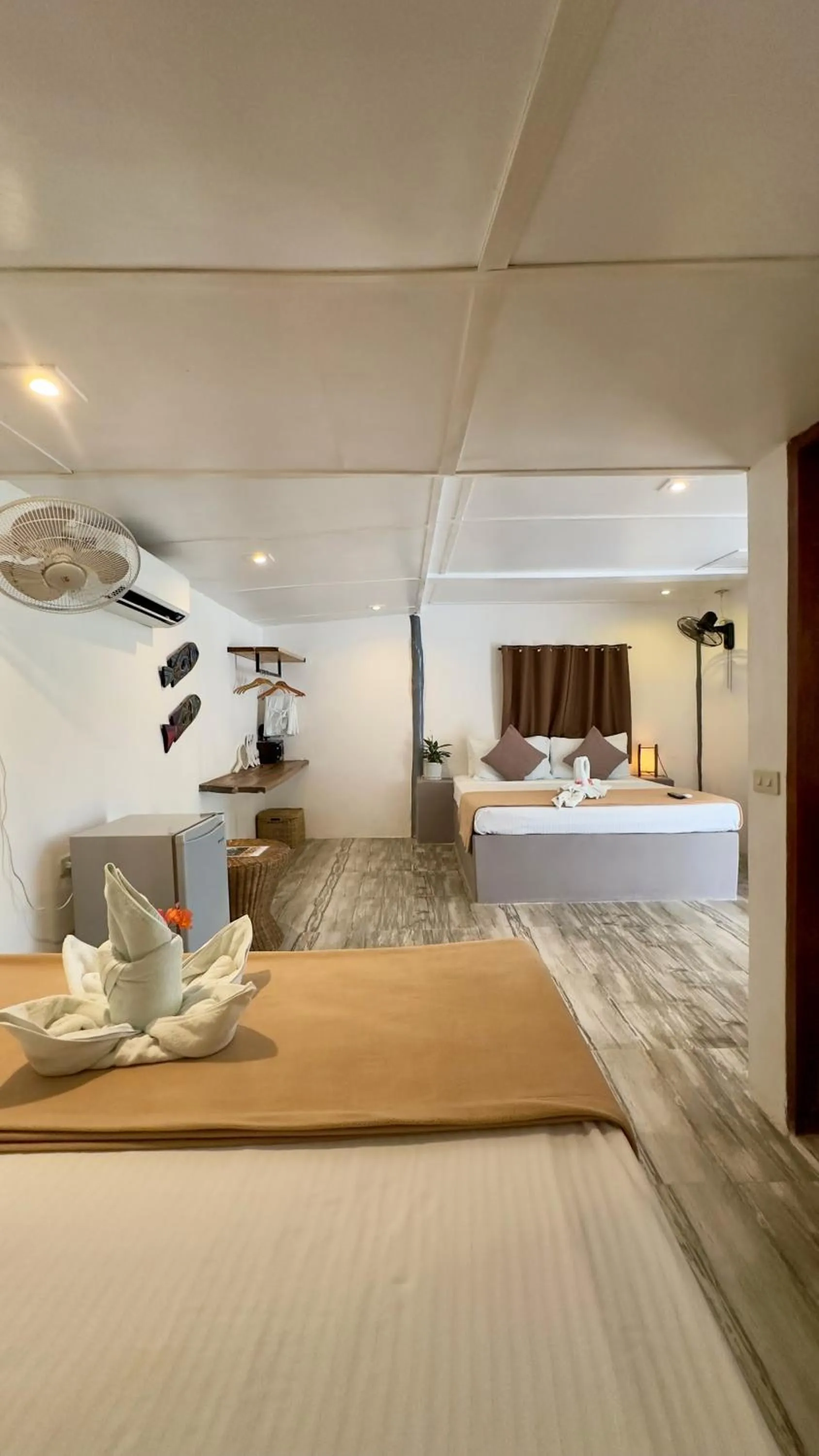 Bedroom, Bed in El Nido Coco Resort