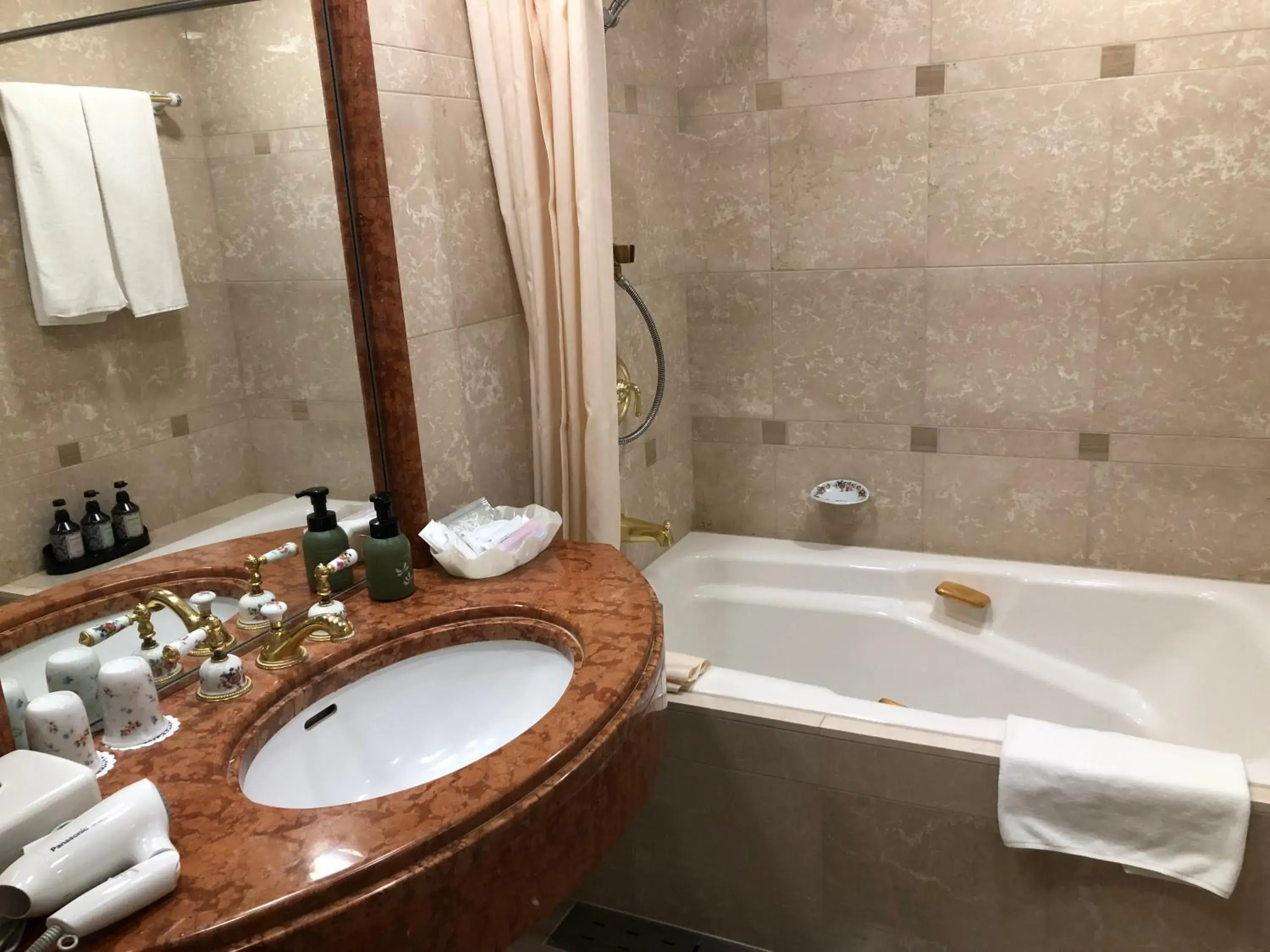 Bathroom in International Garden Hotel Narita Bathroom in International Garden Hotel Narita