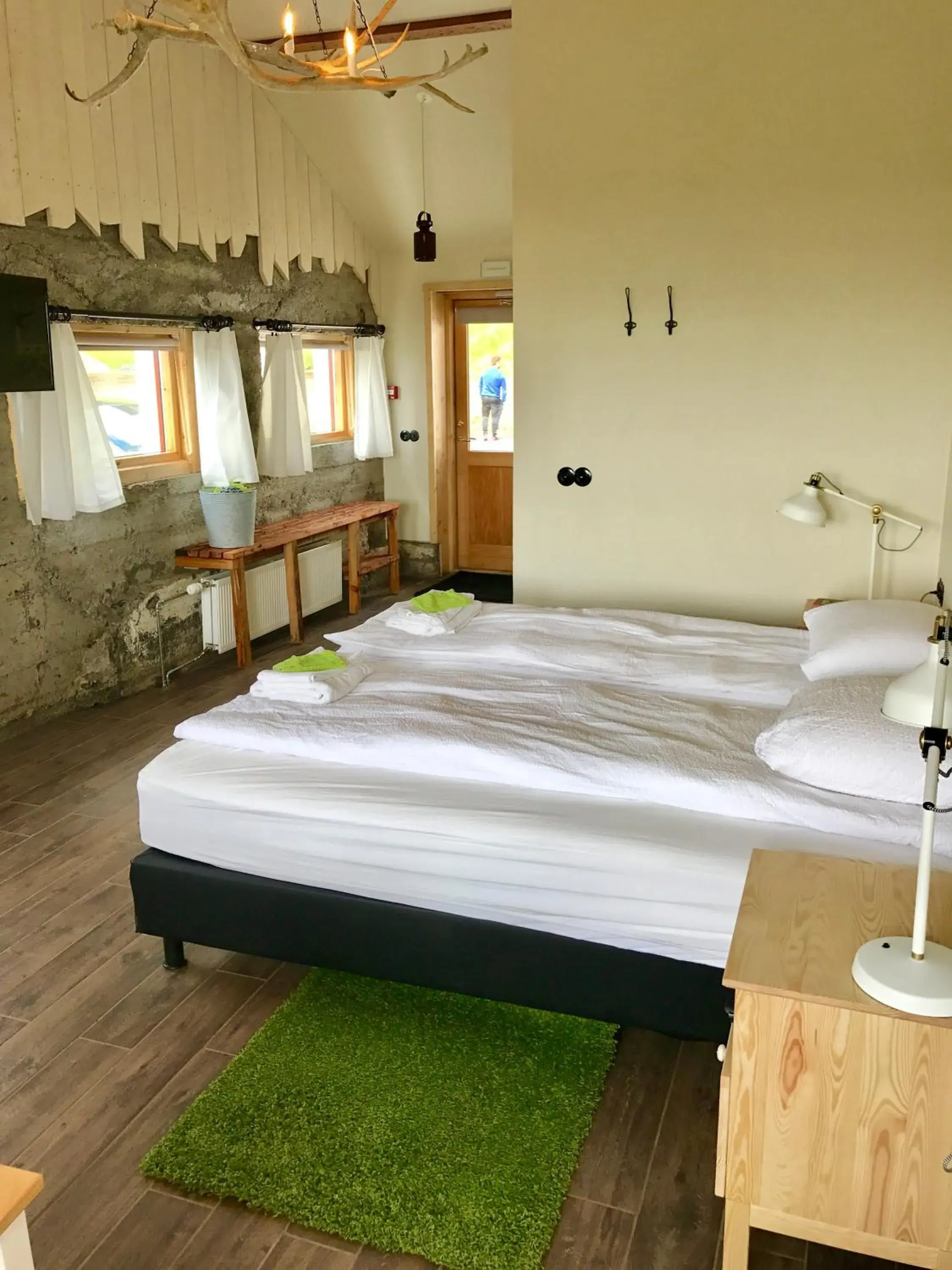 Bedroom, Bed in The Garage Bedroom, Bed in The Garage