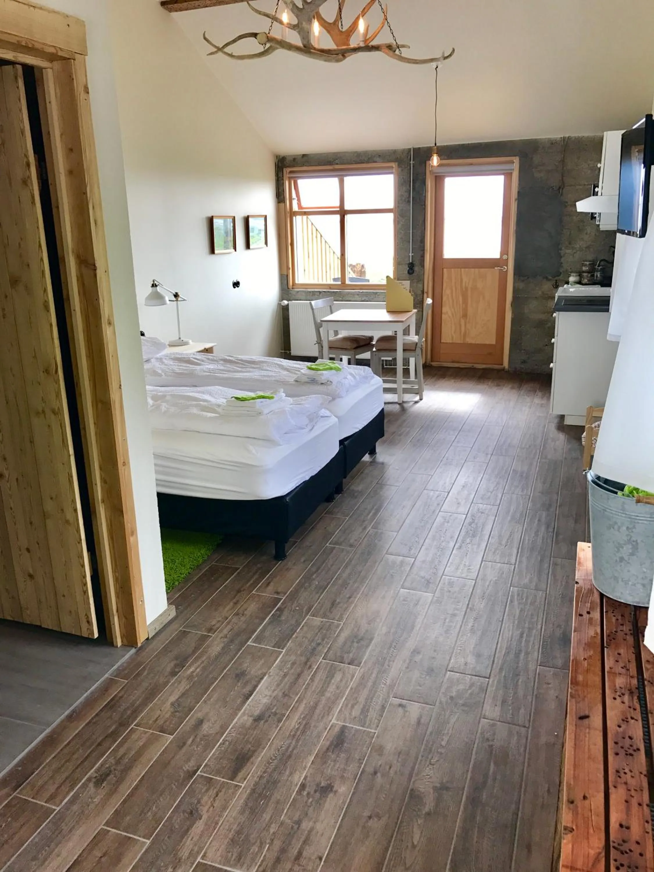 TV and multimedia, Bed in The Garage