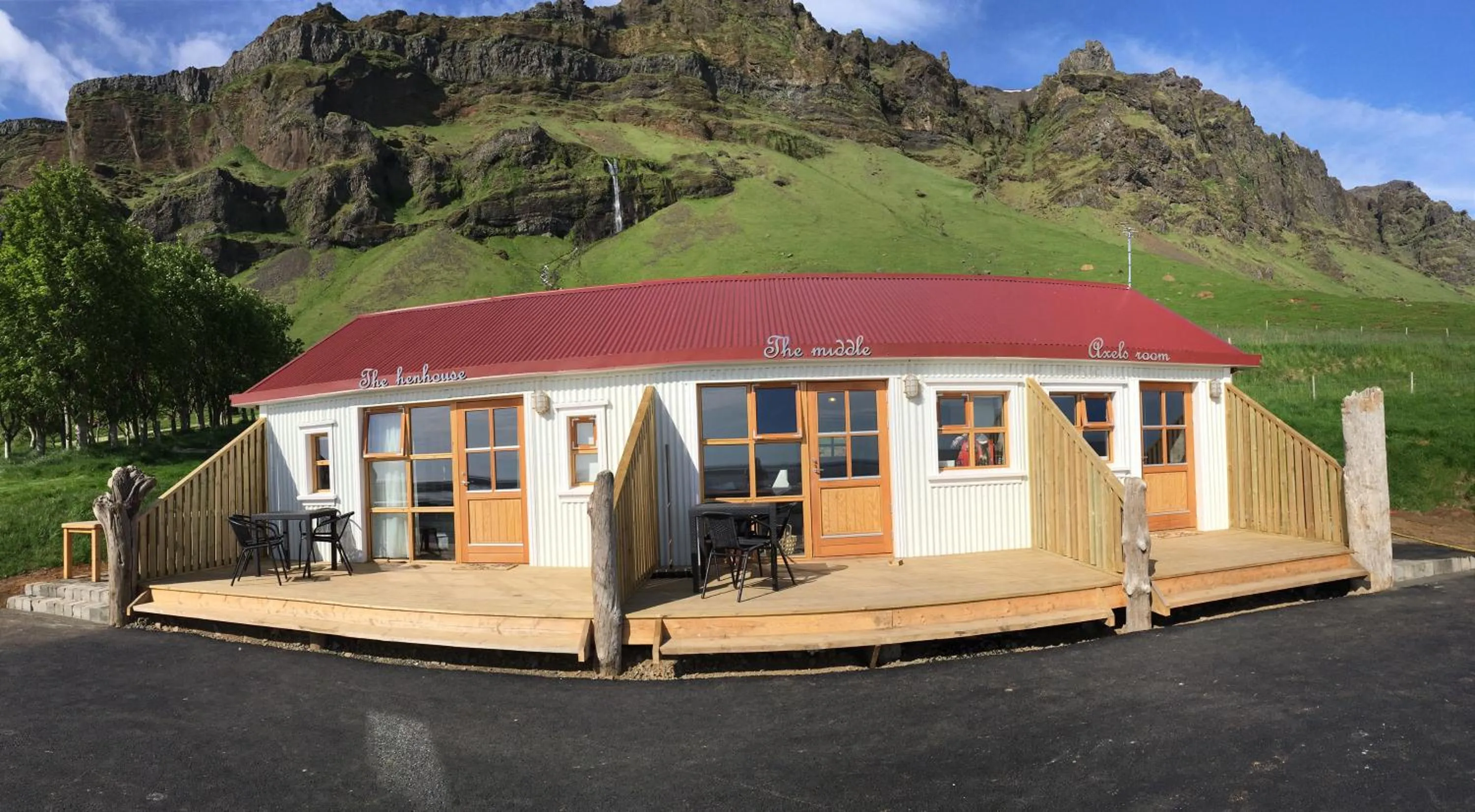 Facade/entrance in The Garage