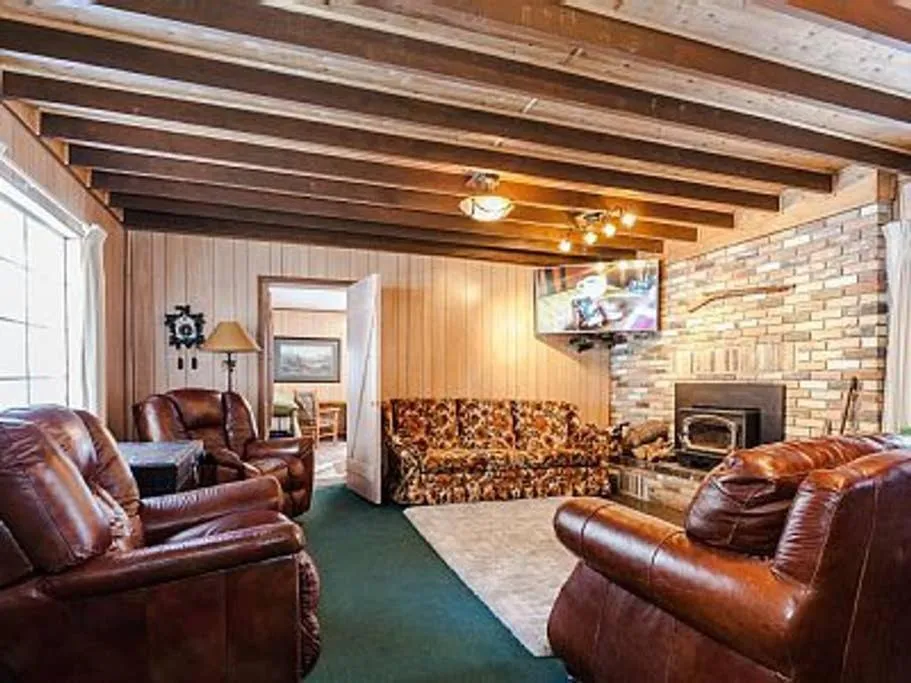 Living room in Cottage On The Stream Sundance, Utah