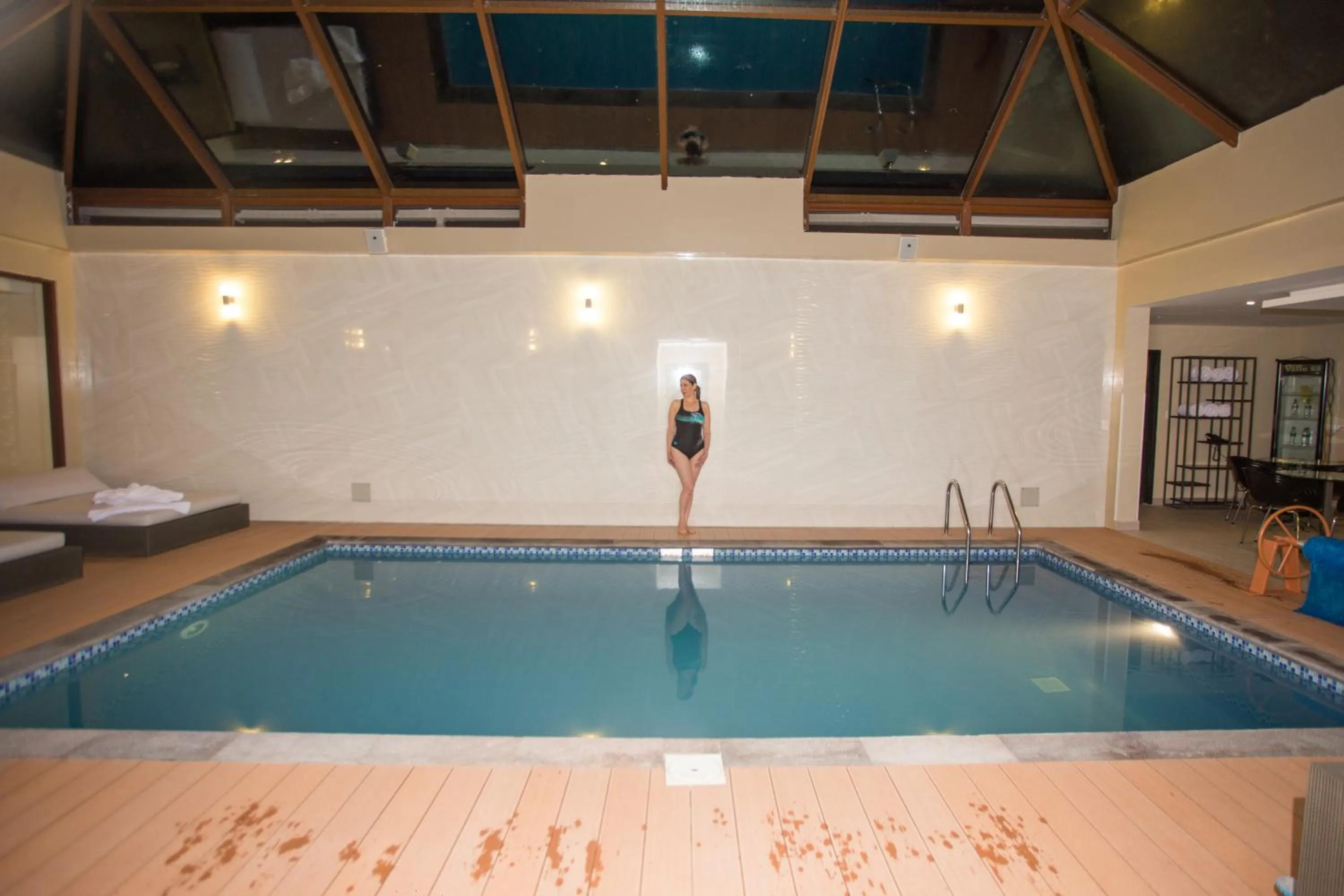 Swimming pool in Hotel Medina Del Lago