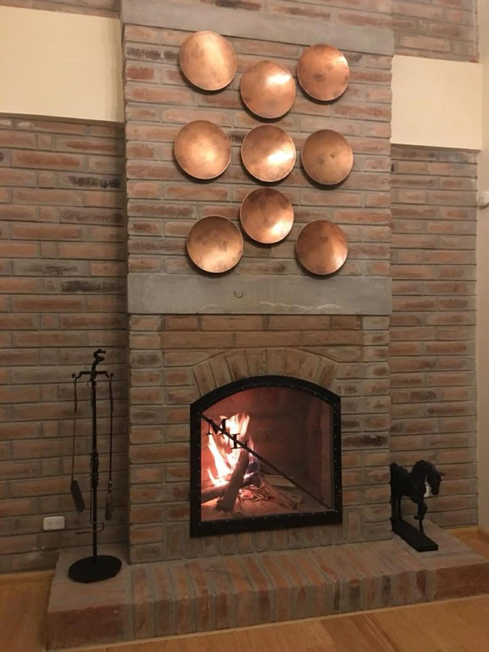 Night in Hotel Medina Del Lago