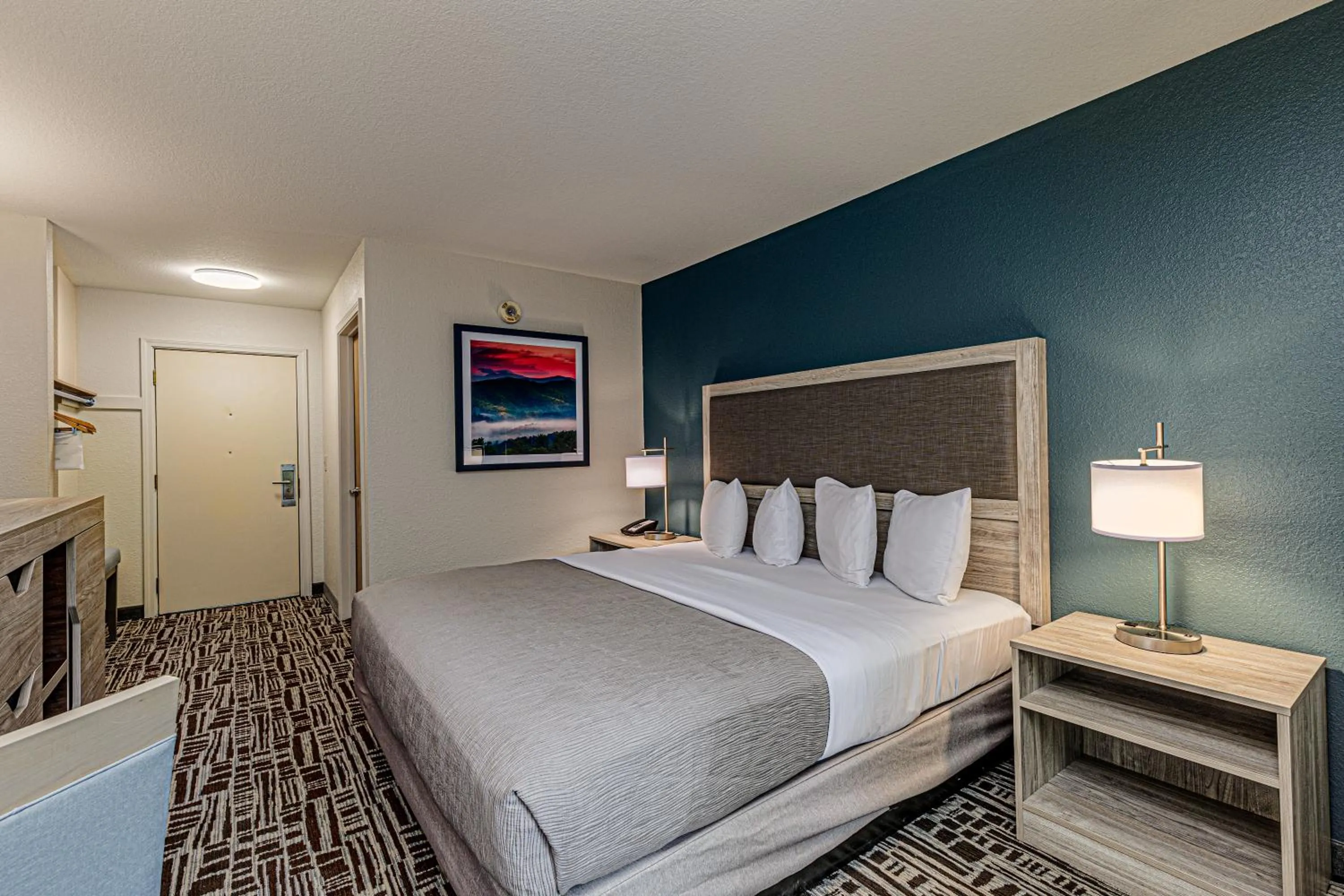 Bed in Rivers Edge Motel