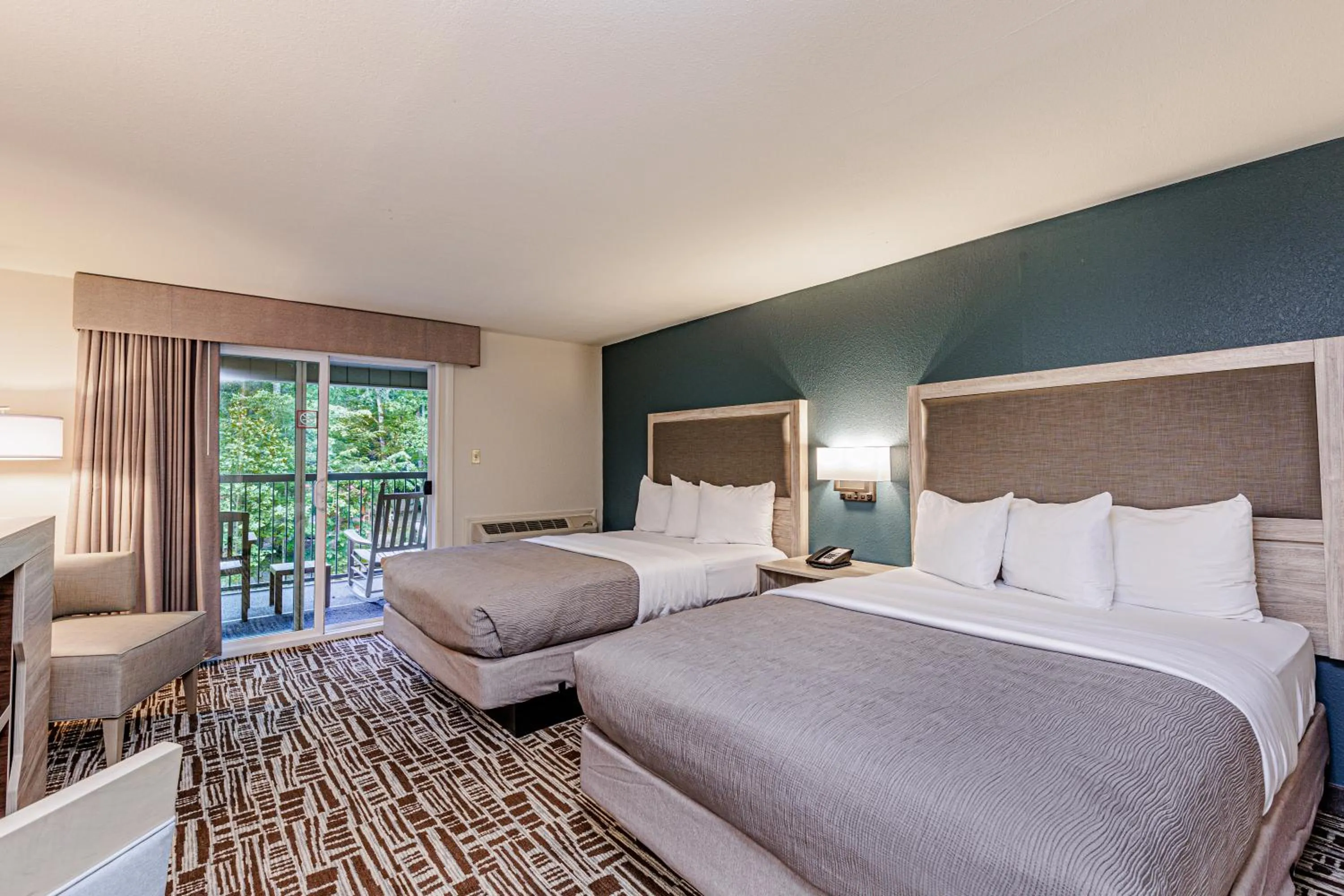 Bed in Rivers Edge Motel