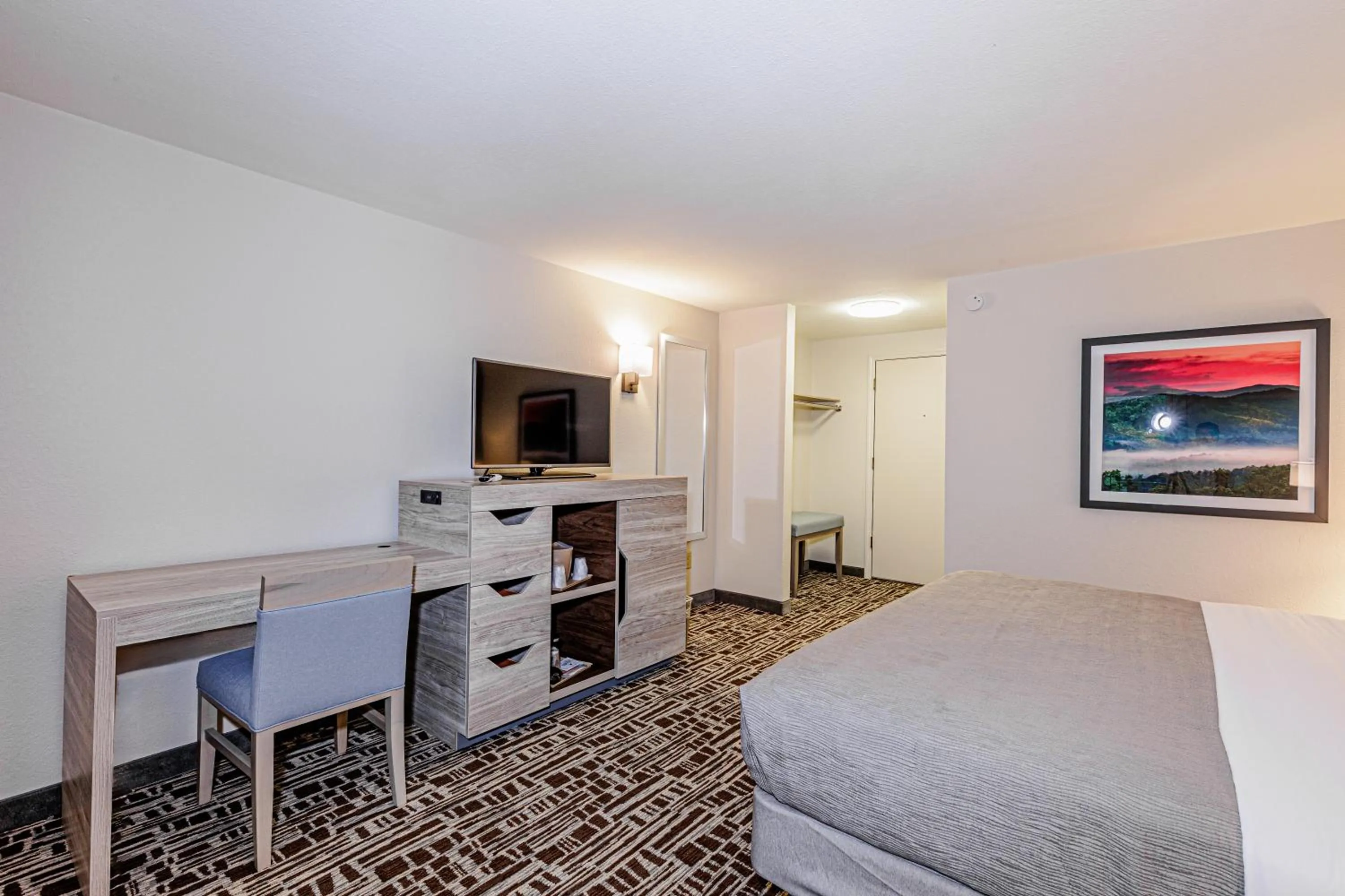 Bed in Rivers Edge Motel