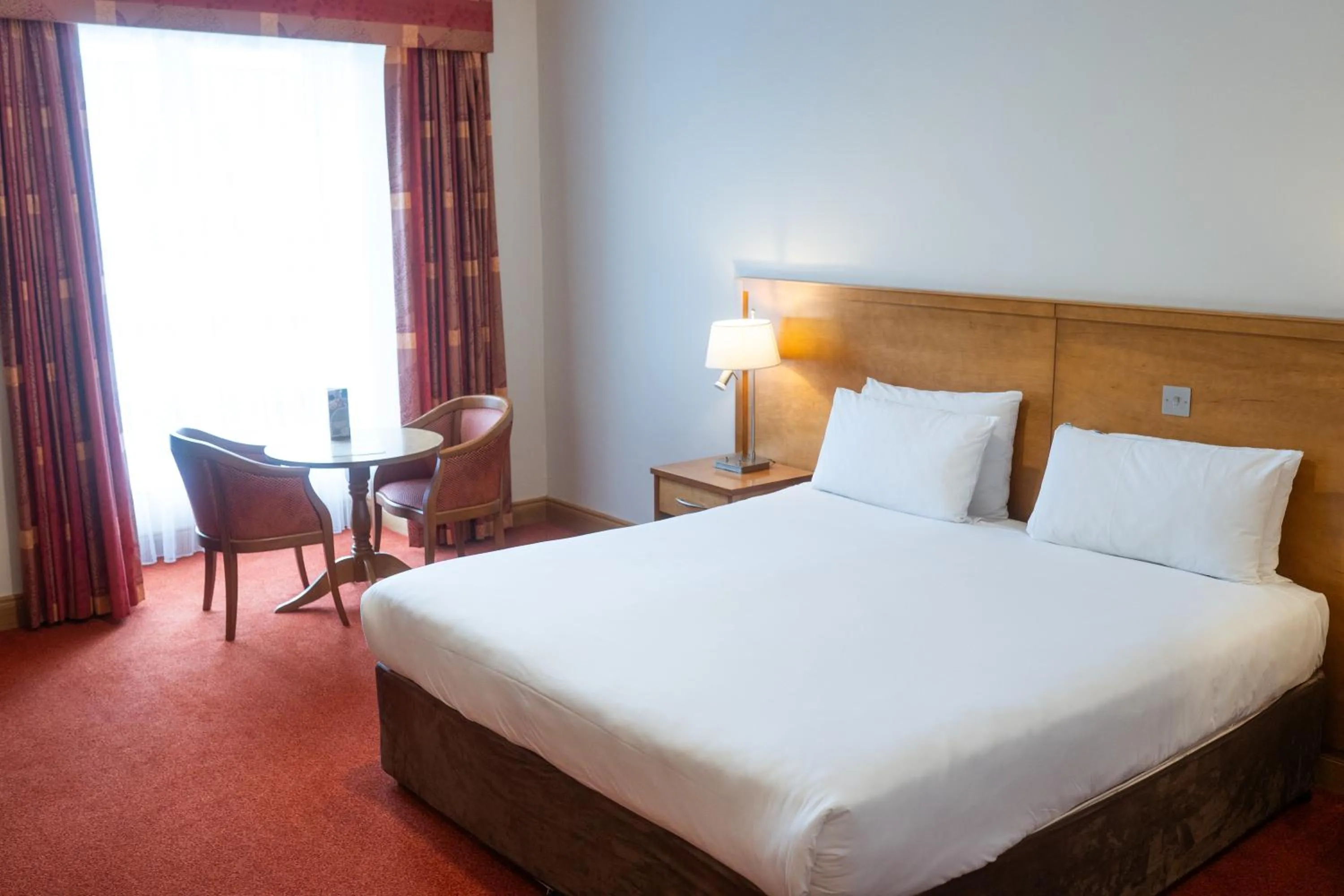 Bedroom, Bed in Lady Gregory Hotel, Leisure Club & Beauty Rooms