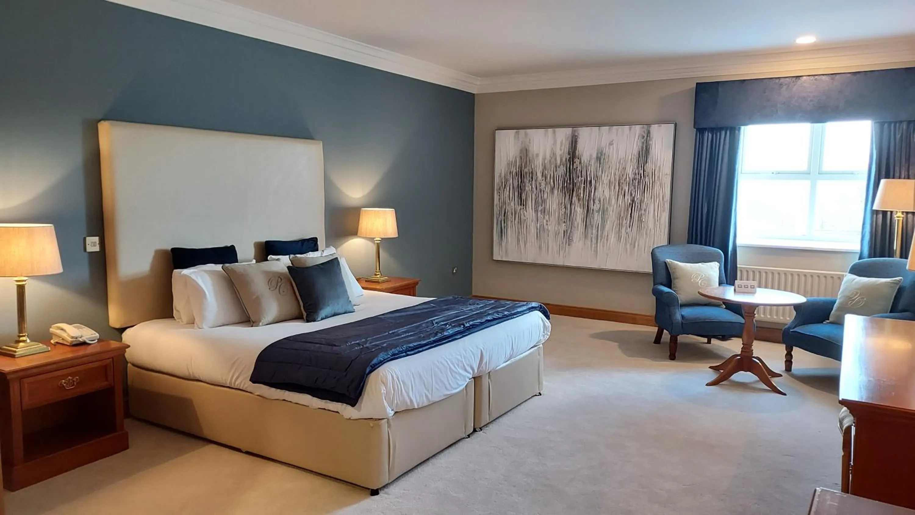 Bedroom, Bed in Lady Gregory Hotel, Leisure Club & Beauty Rooms