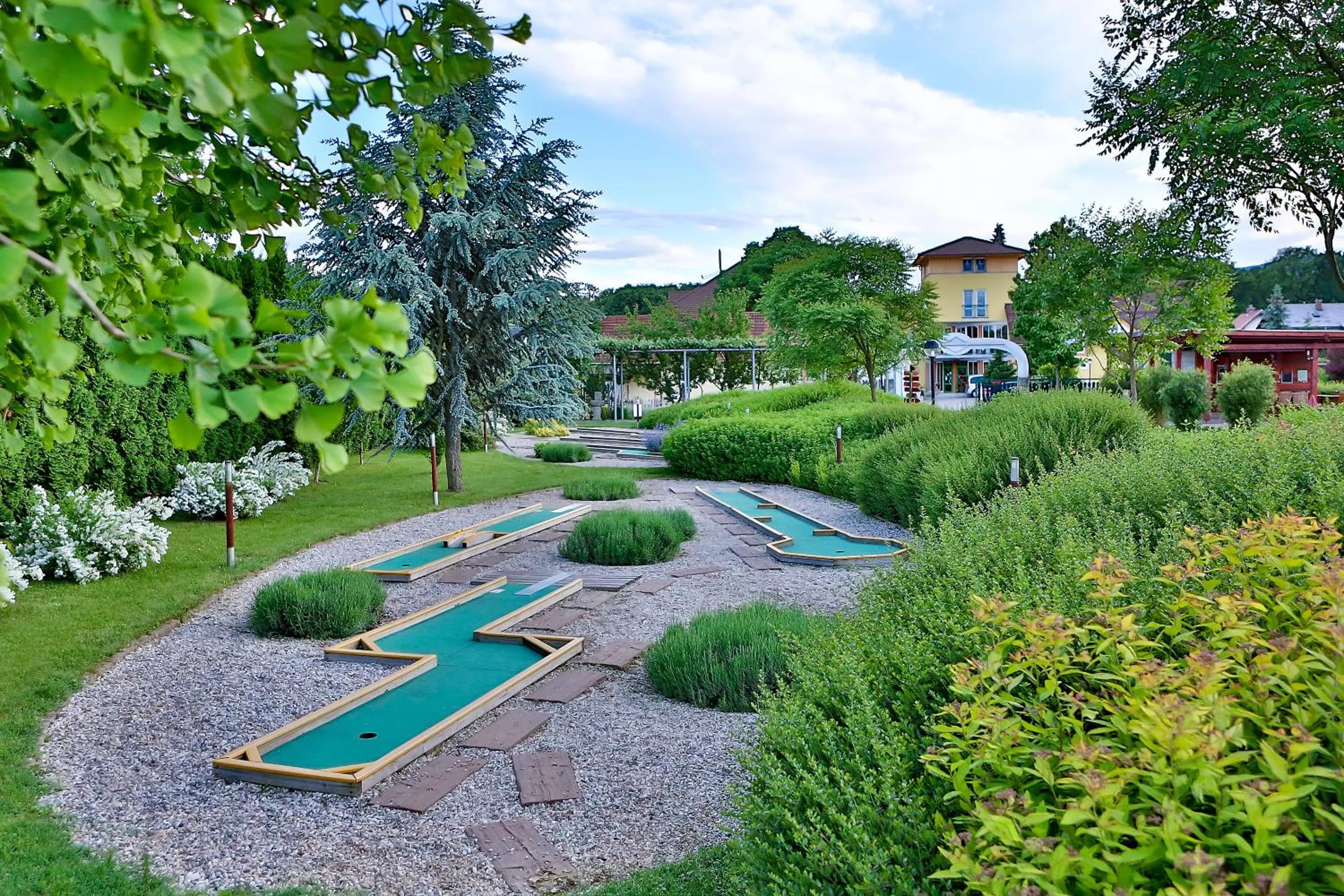 Minigolf in Gostilna in motel Pri Lešniku