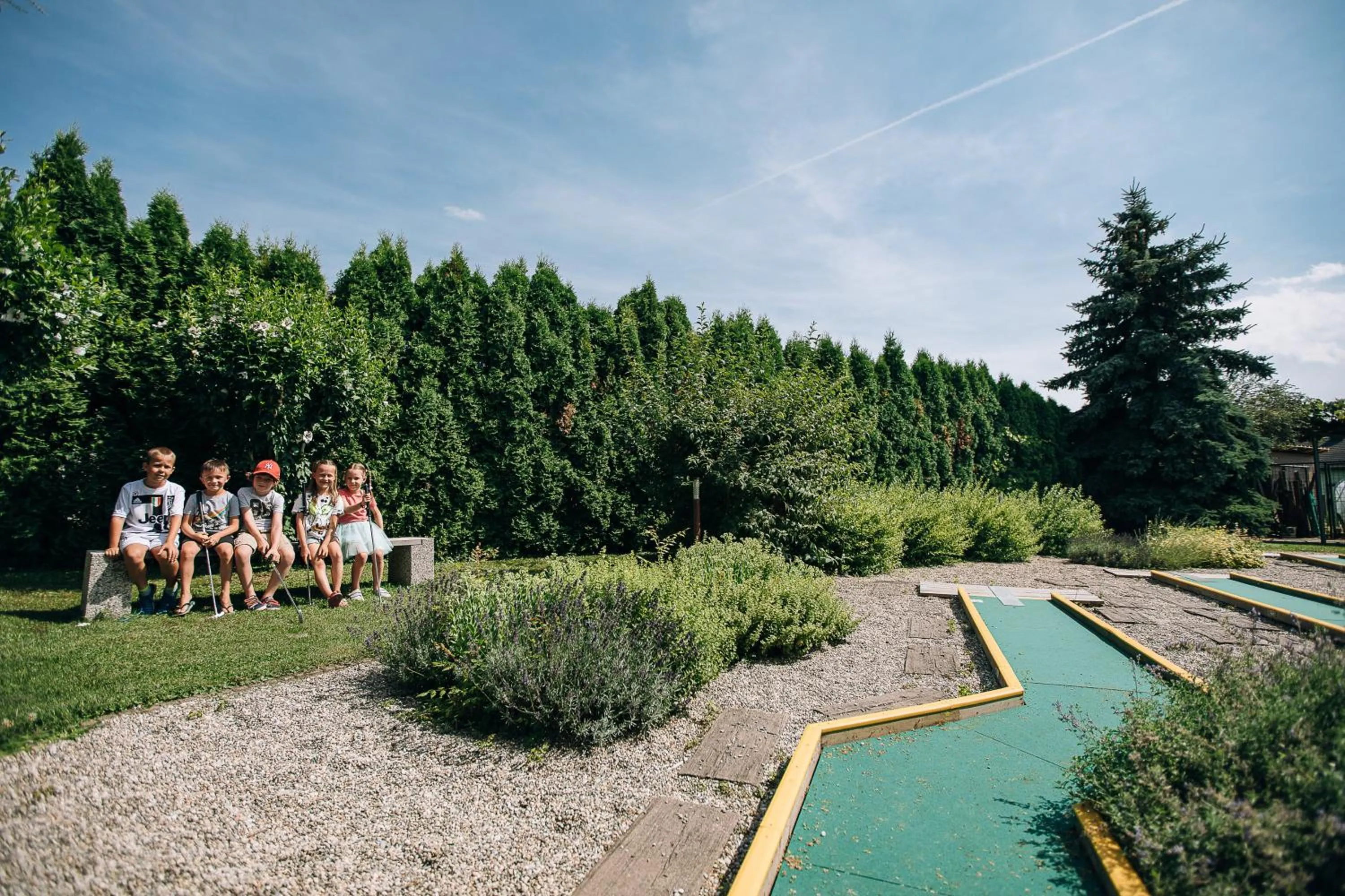 Minigolf in Gostilna in motel Pri Lešniku