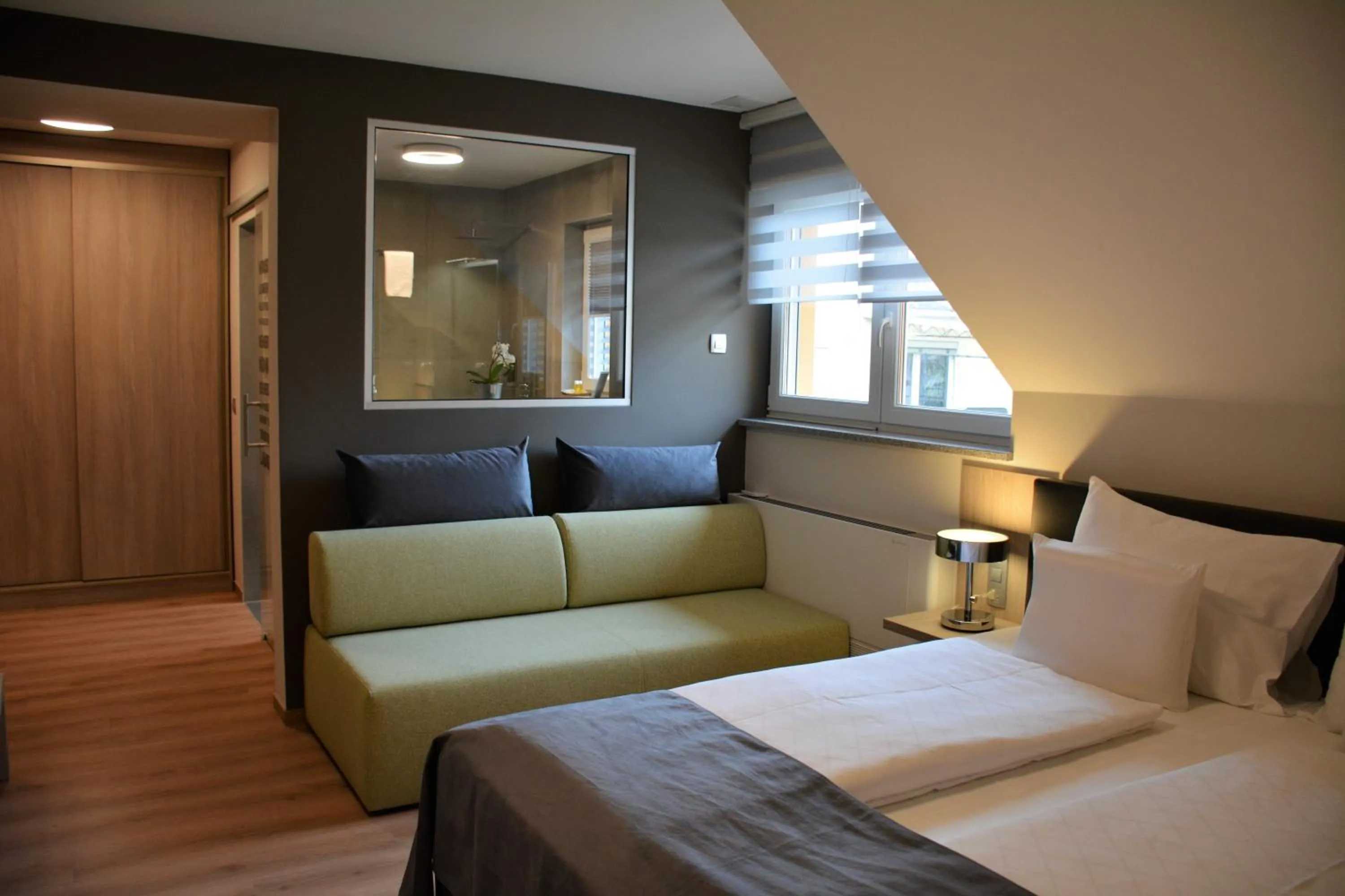 Bathroom, Bed in Gostilna in motel Pri Lešniku