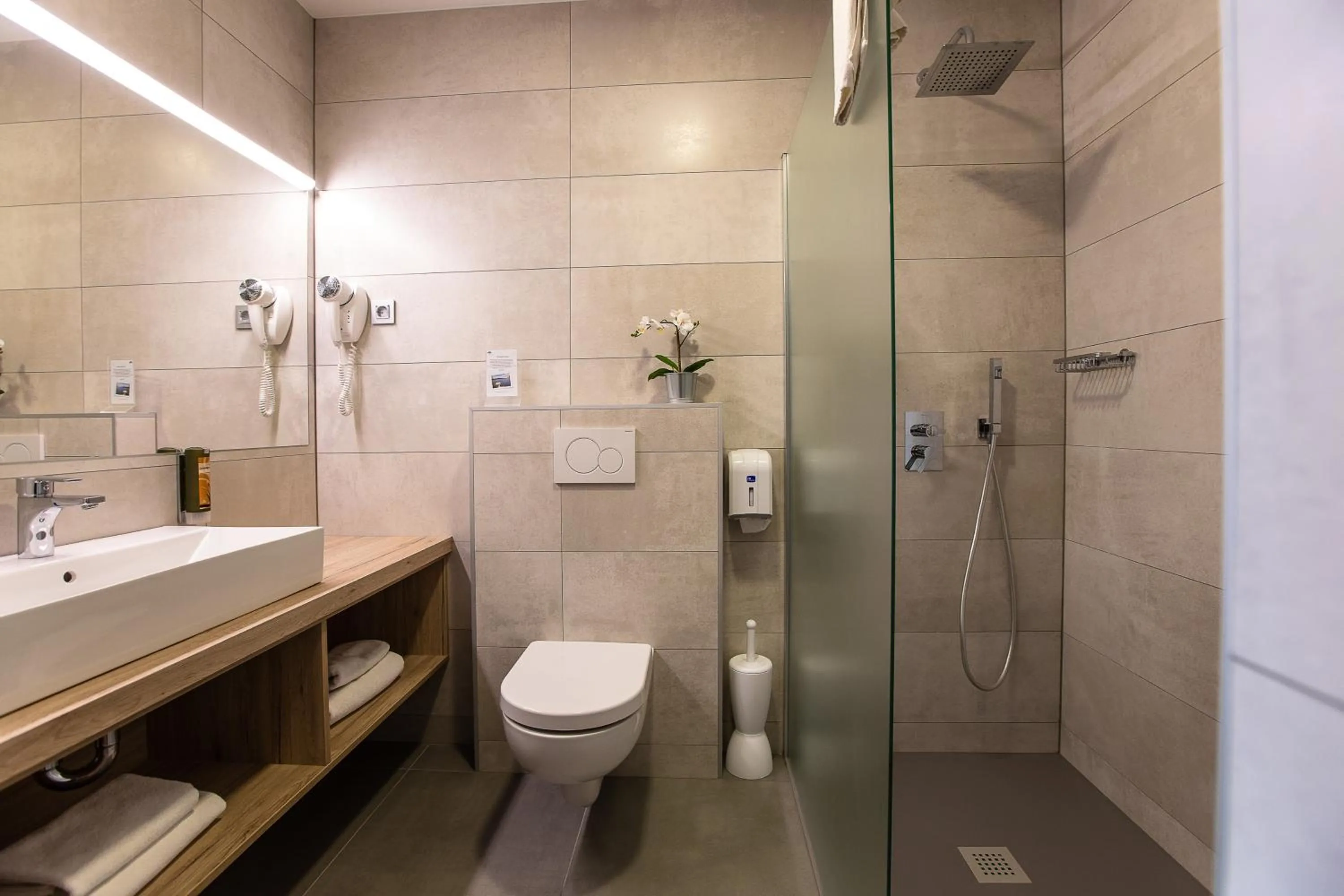 Bathroom in Gostilna in motel Pri Lešniku