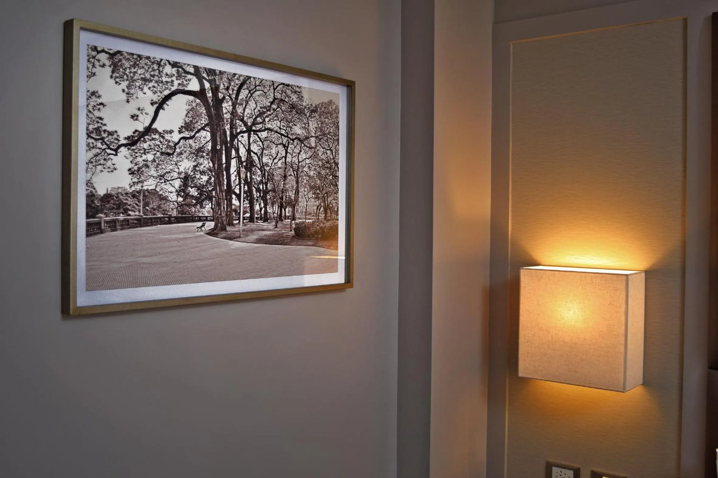 Decorative detail in Carles Hotel