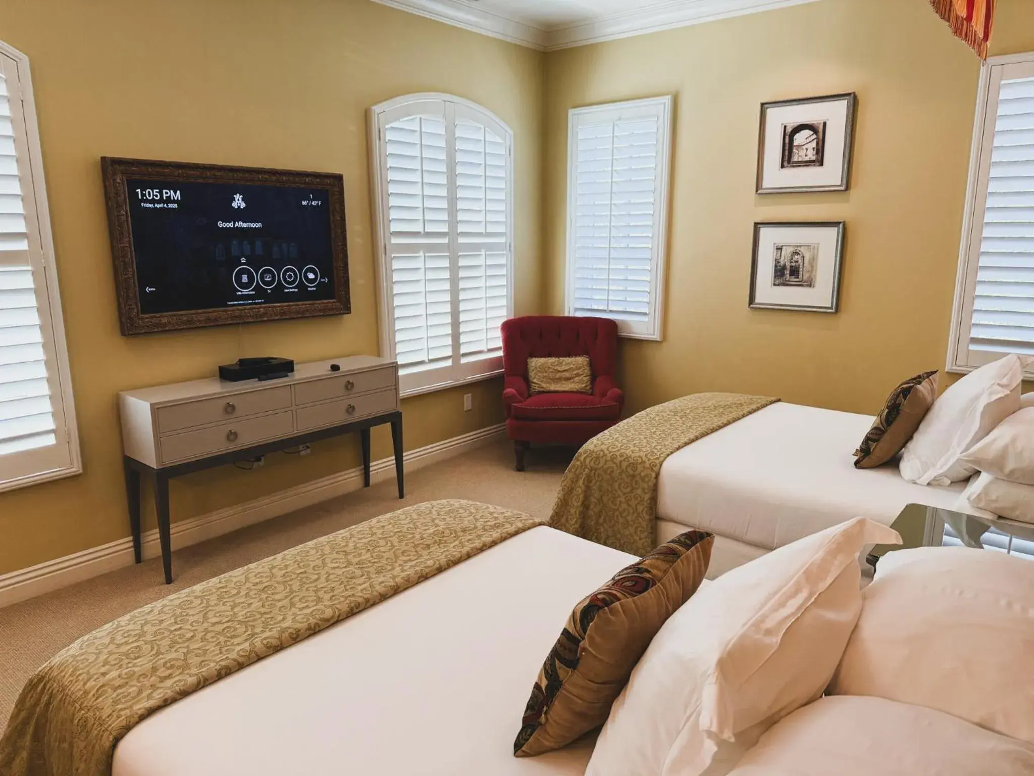Double Room with Two Double Beds in Villa Arden Hills Double Room with Two Double Beds in Villa Arden Hills