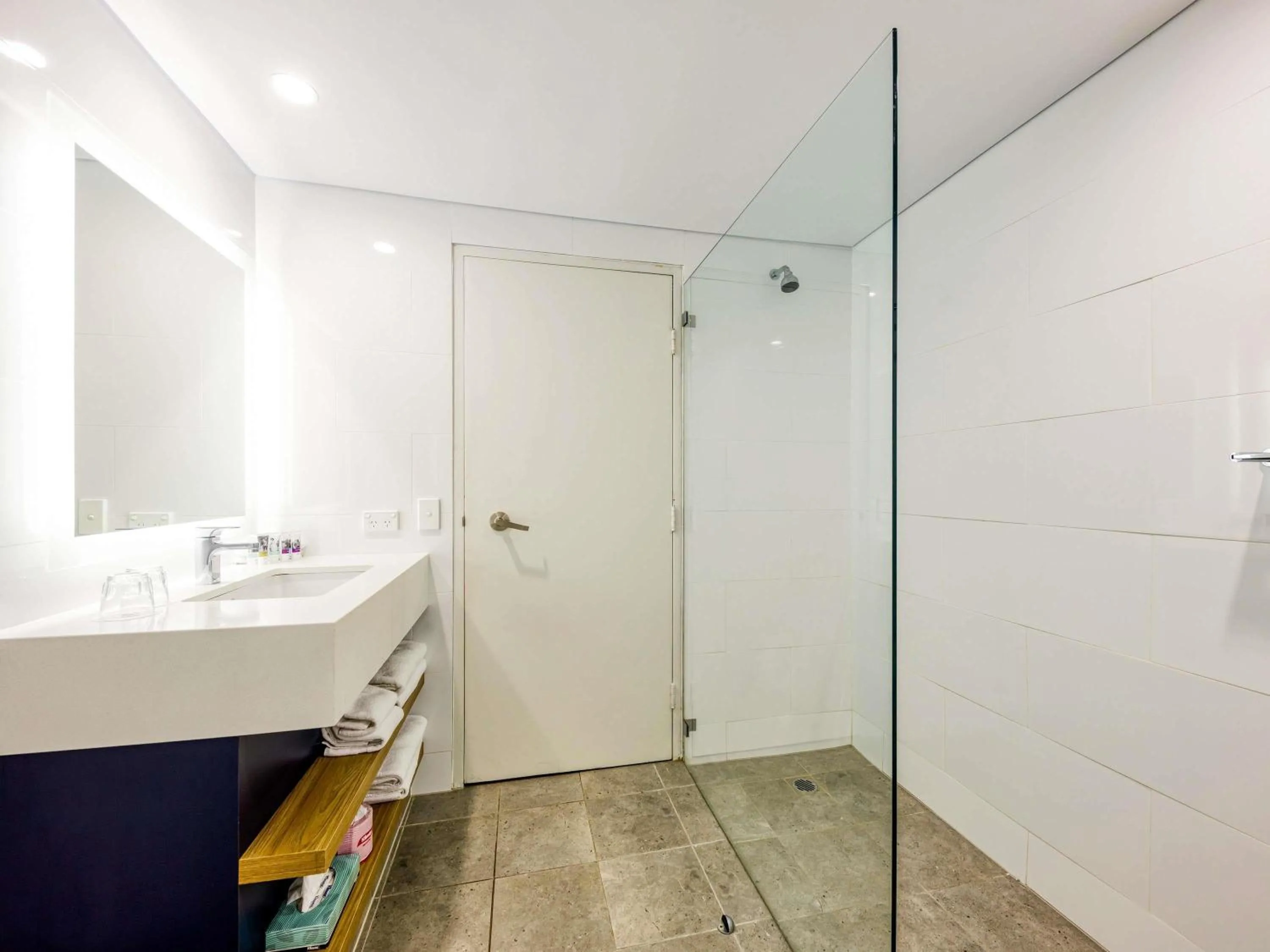 Bedroom in Mercure Penrith