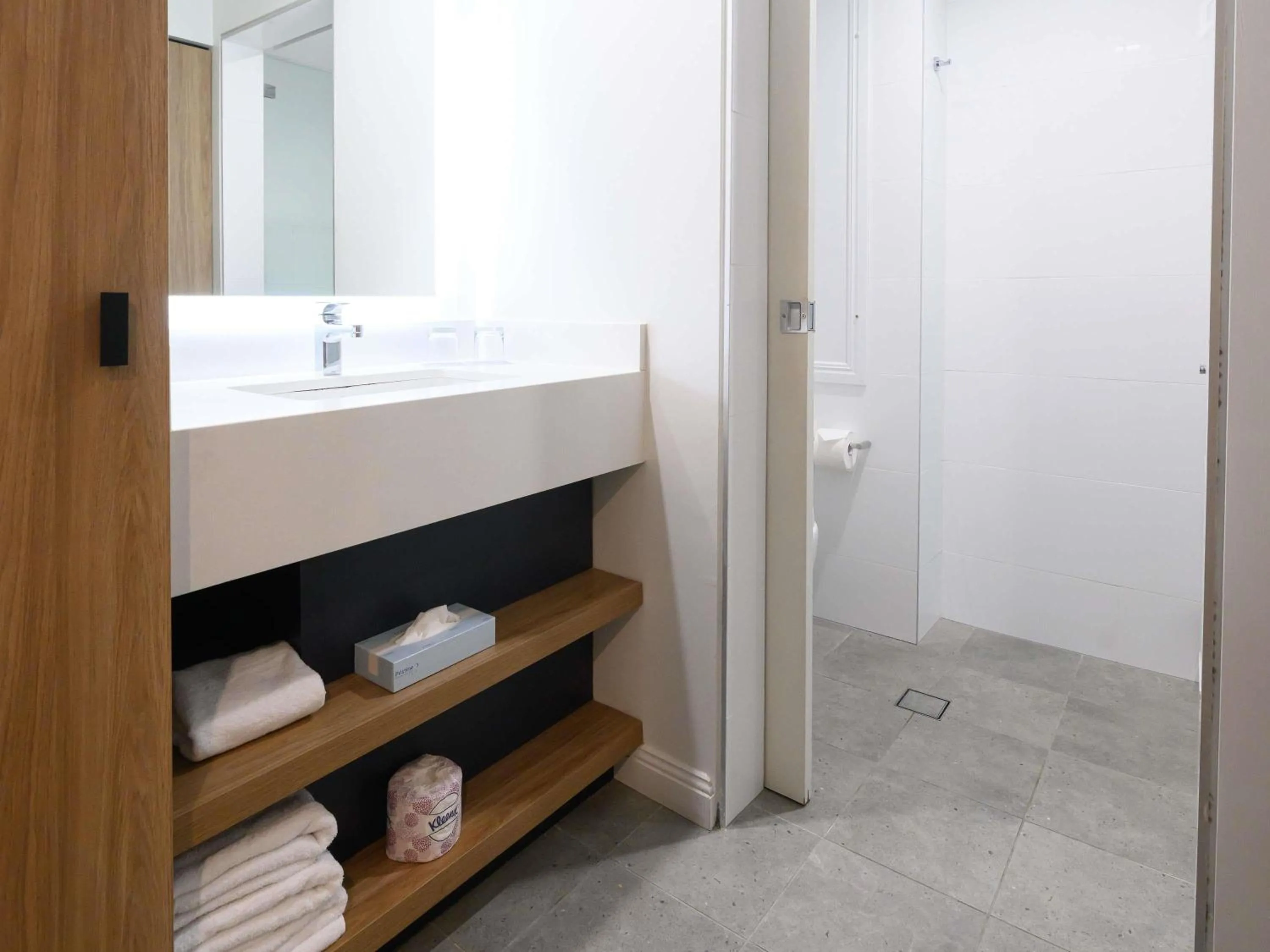 Bedroom in Mercure Penrith