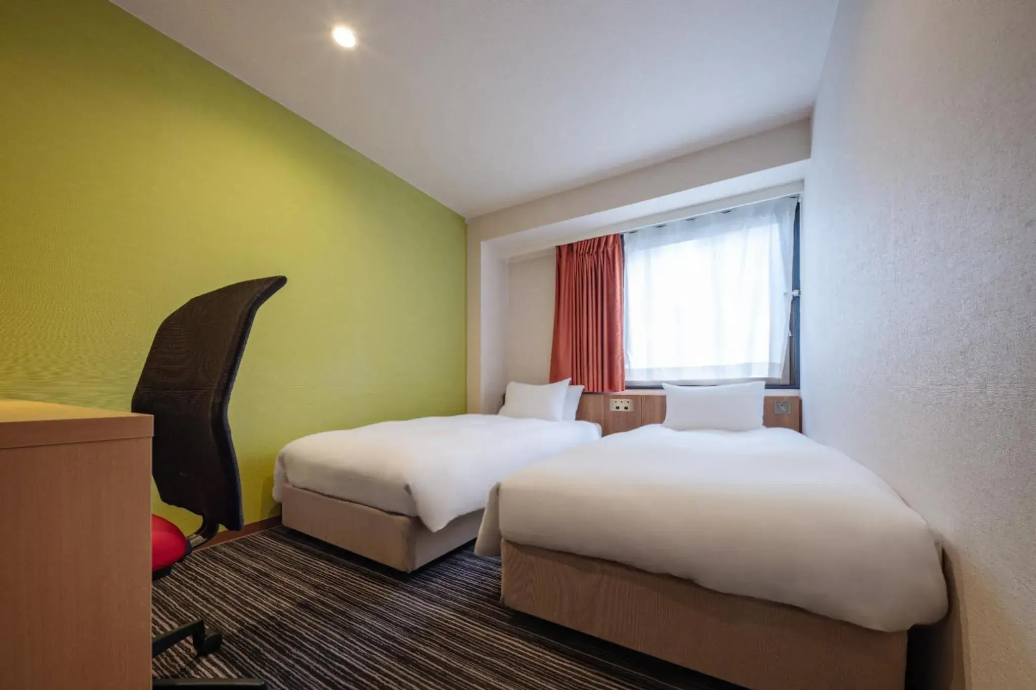 Bed in the b ikebukuro Bed in the b ikebukuro