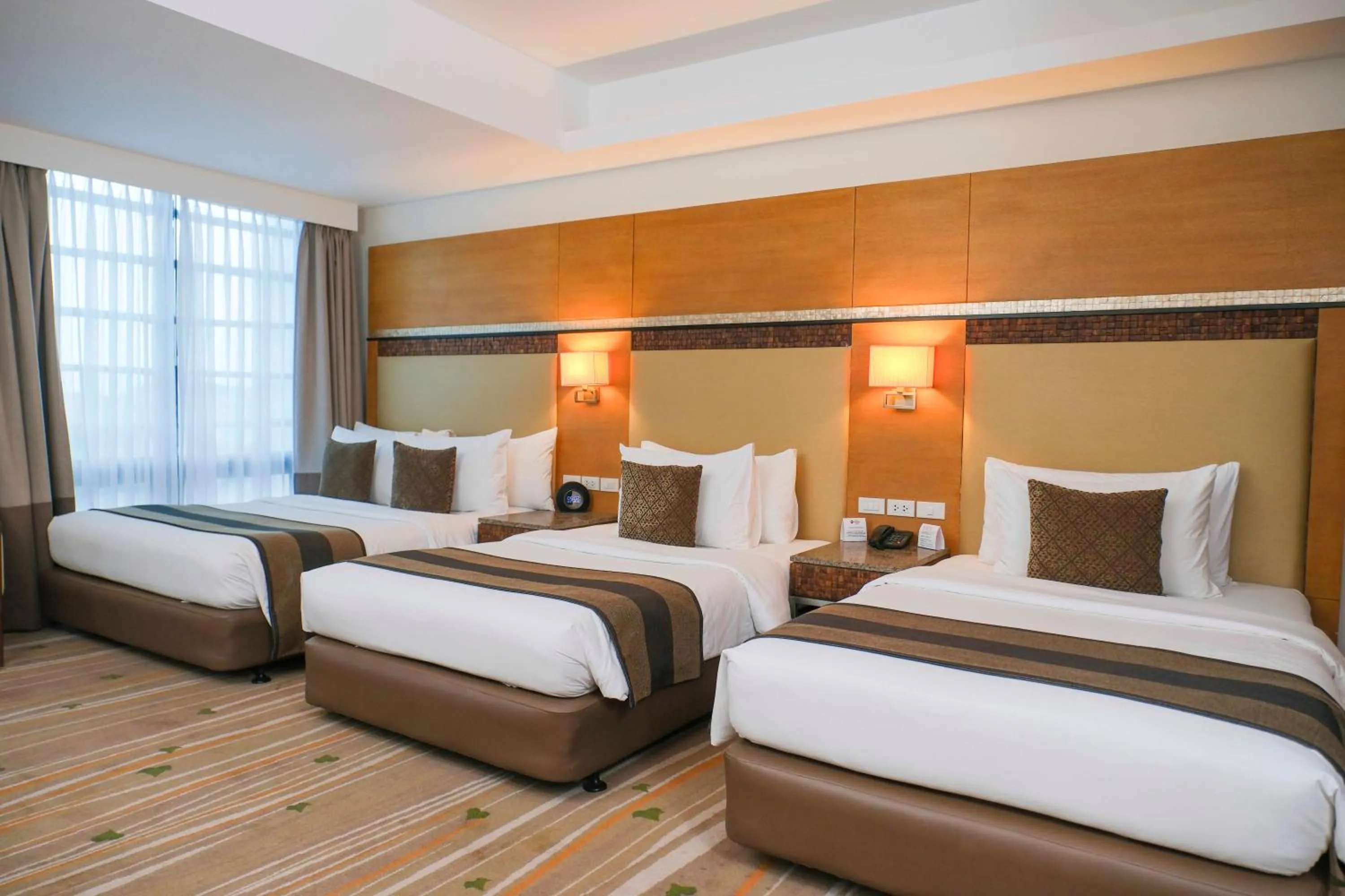 Bed in Best Western Plus The Ivywall Hotel - Palawan