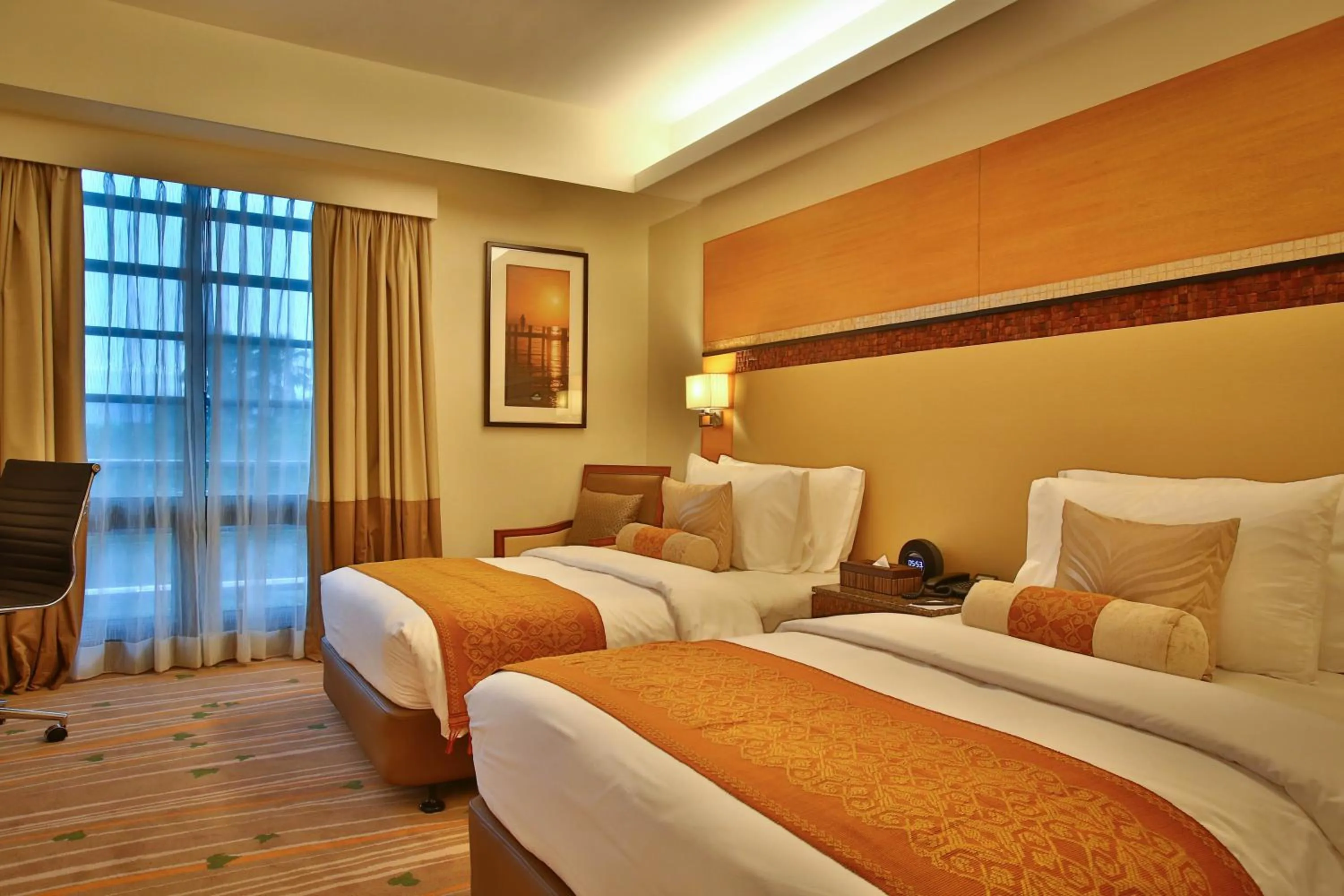 Bed in Best Western Plus The Ivywall Hotel - Palawan