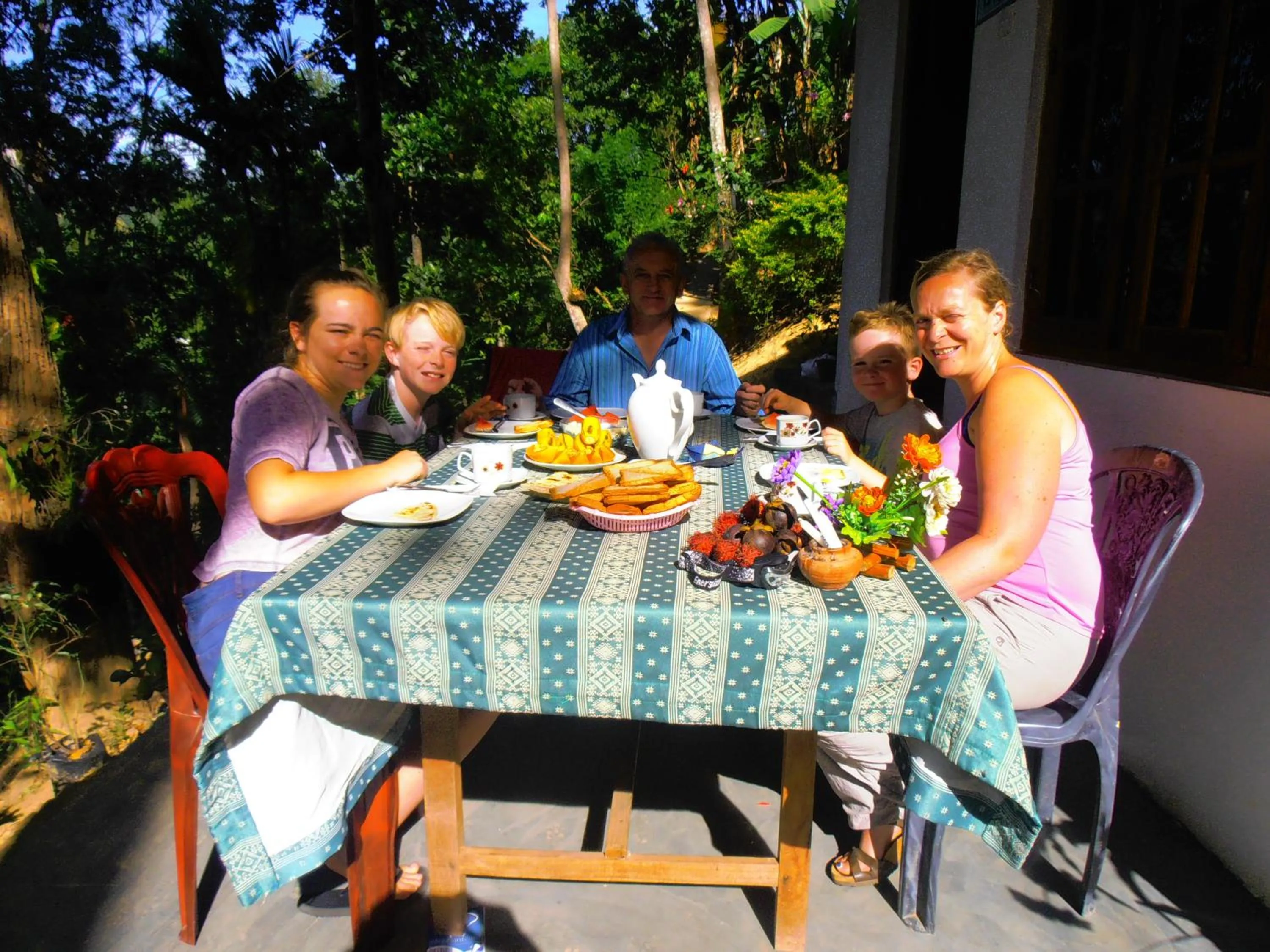 Food and drinks in Hidden Gem Inn