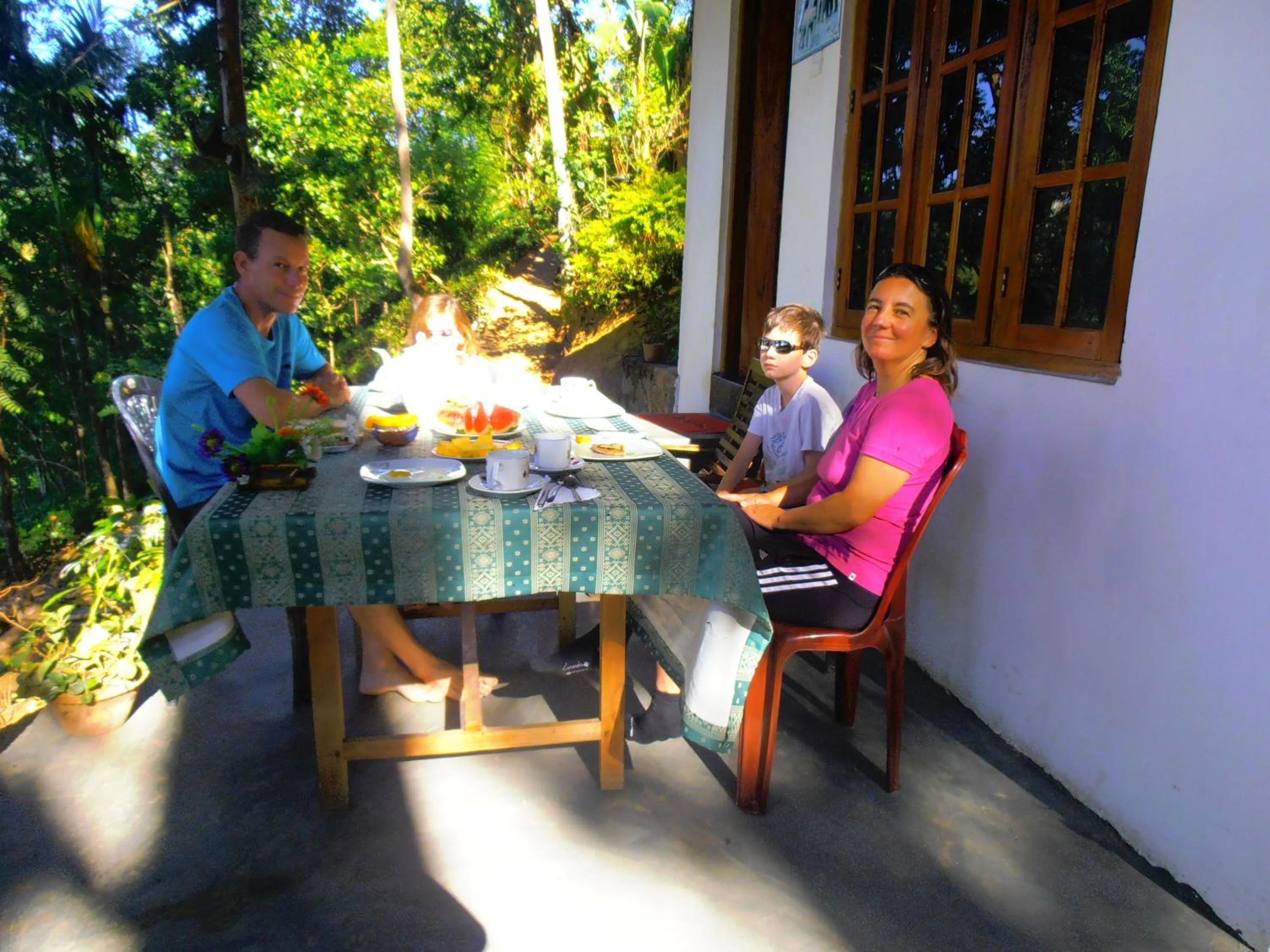 Breakfast in Hidden Gem Inn