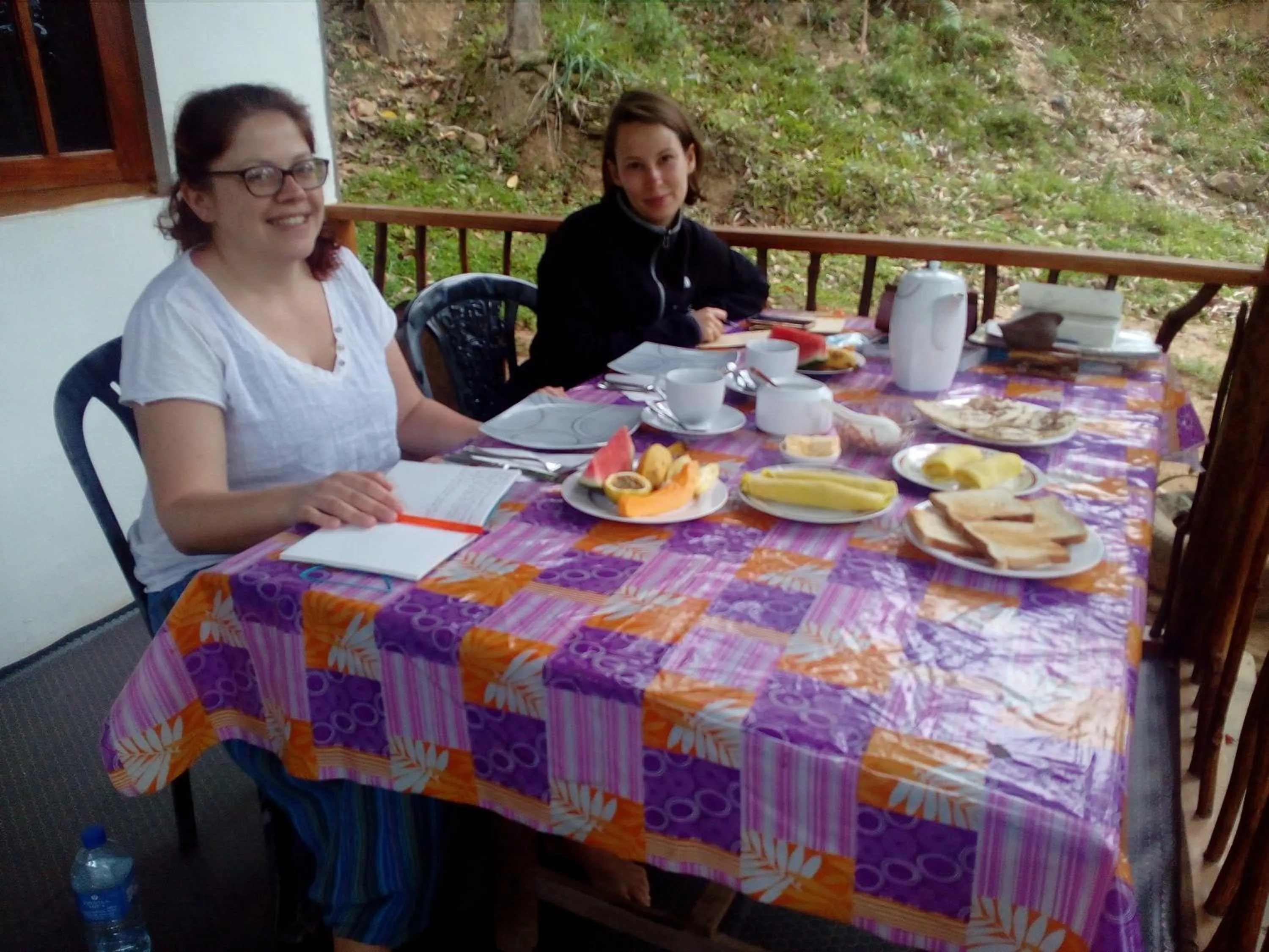 Restaurant/places to eat in Hidden Gem Inn