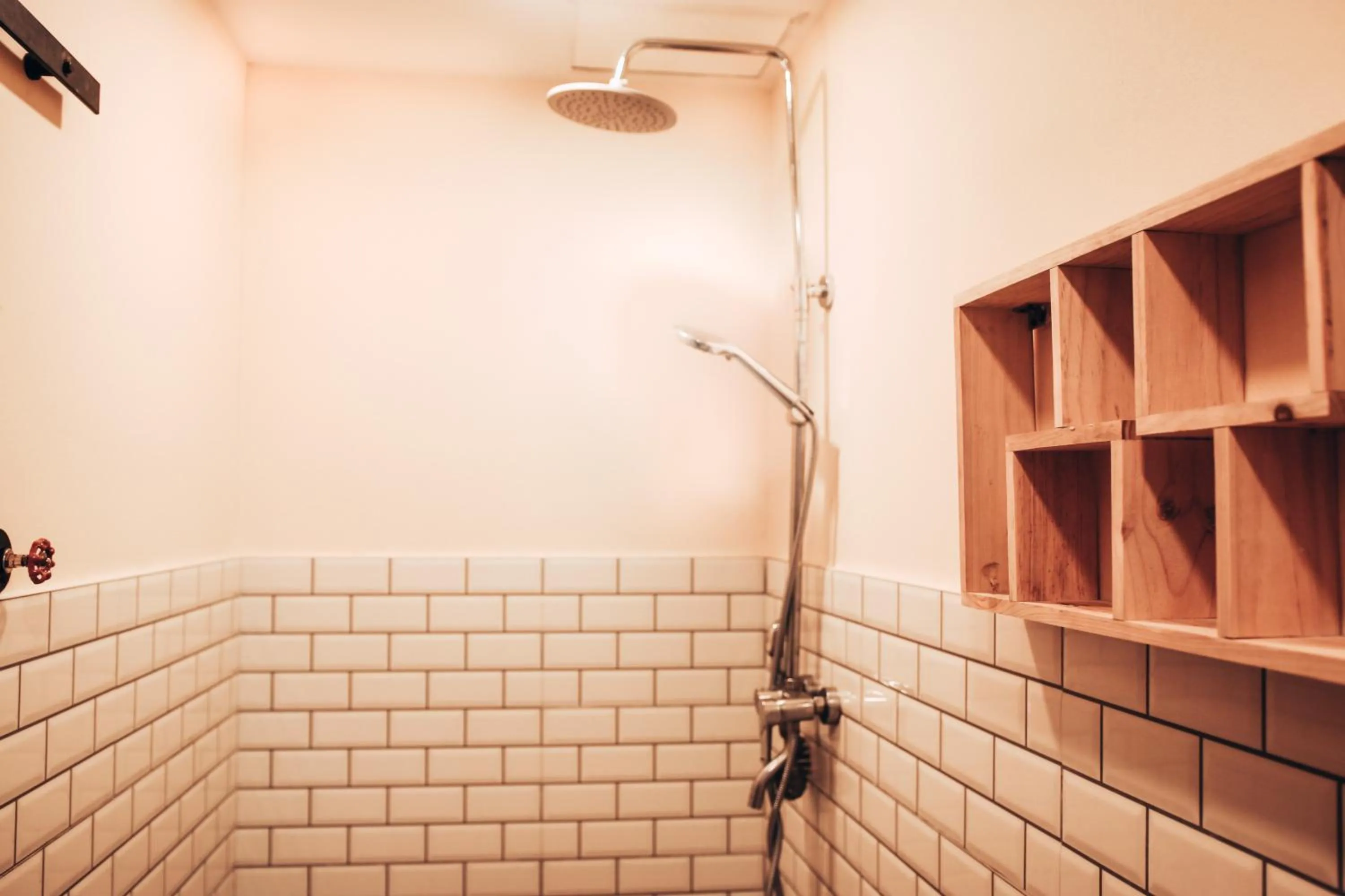 Shower in Namphung Phuket Boutique Resort