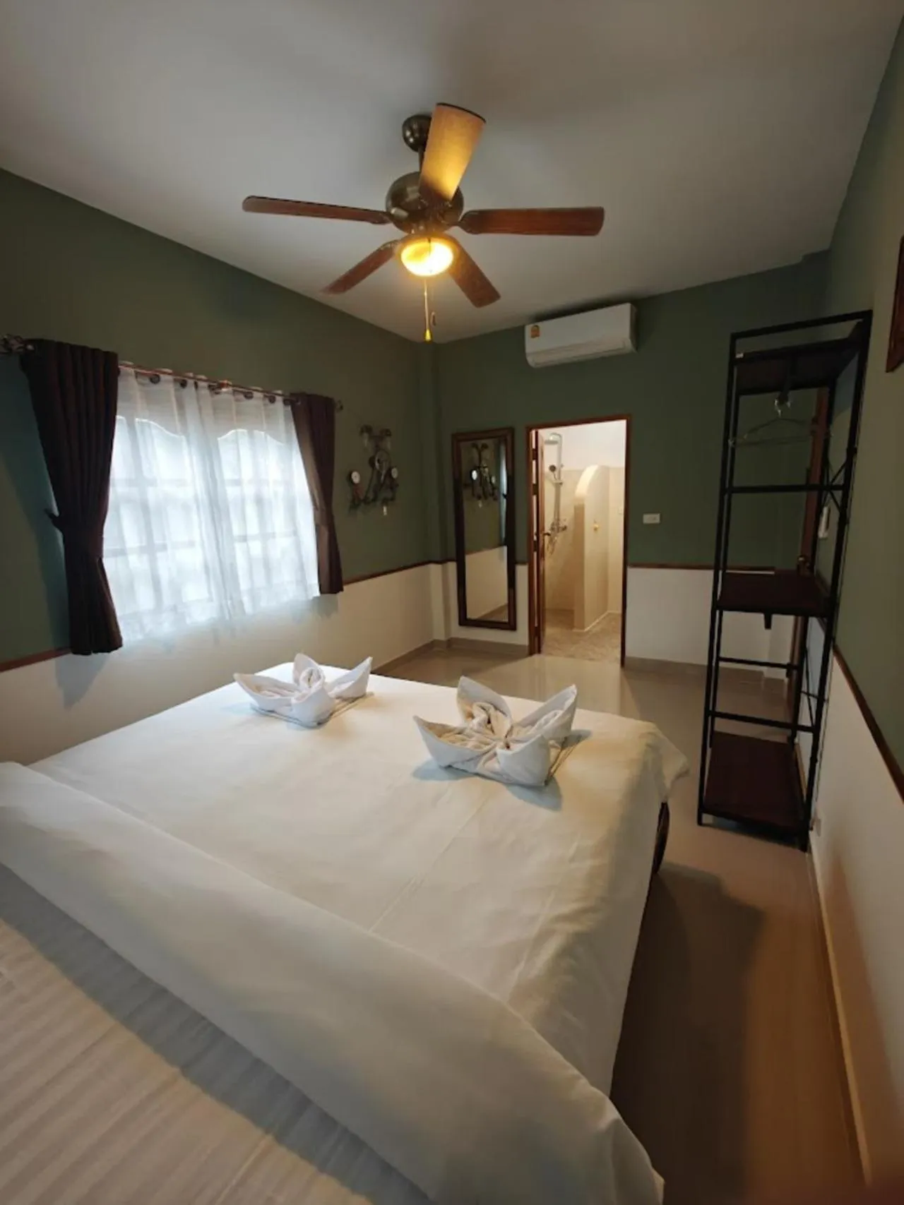 Photo of the whole room, Bed in Namphung Phuket Boutique Resort