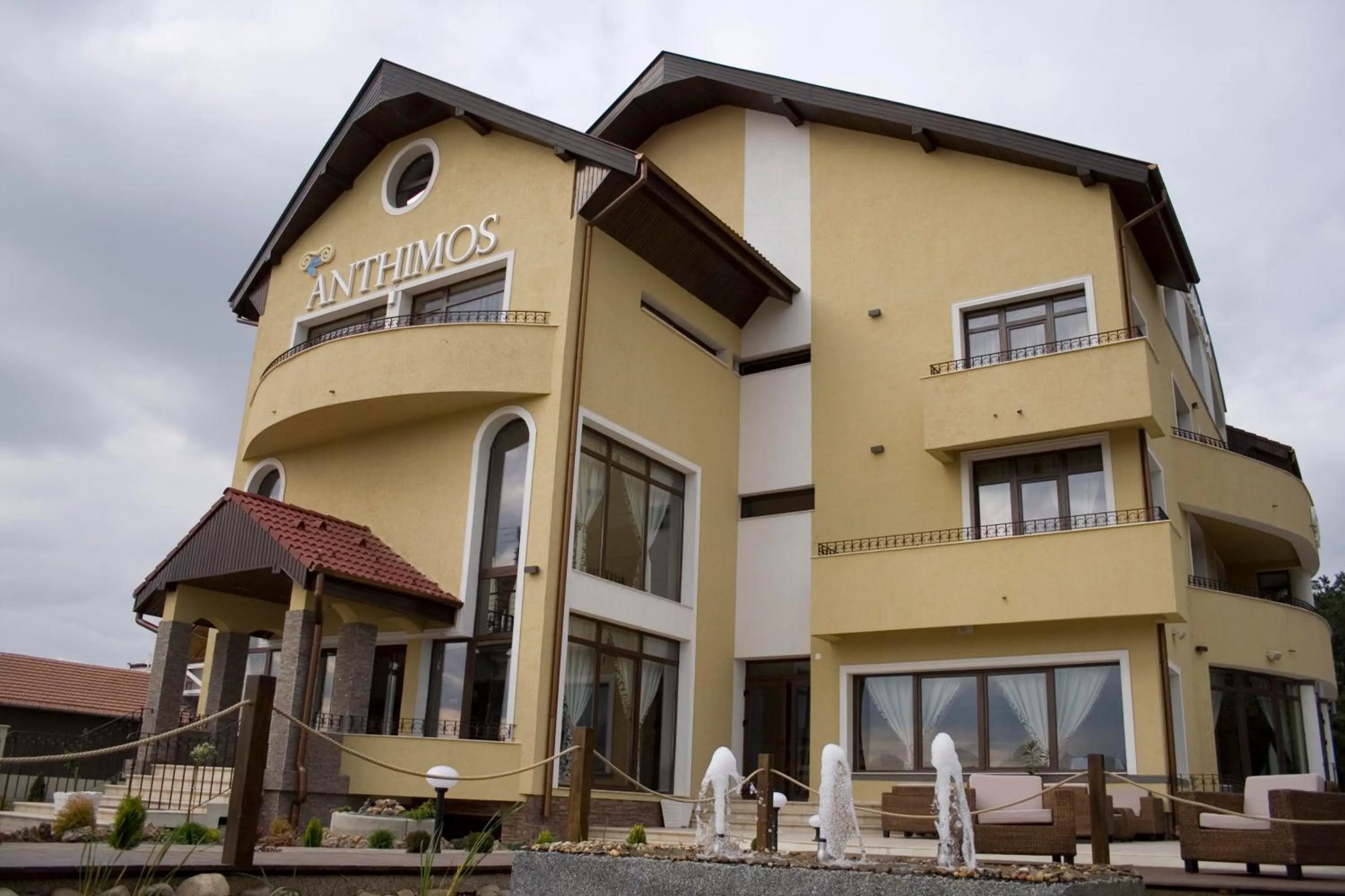 Off site in Anthimos