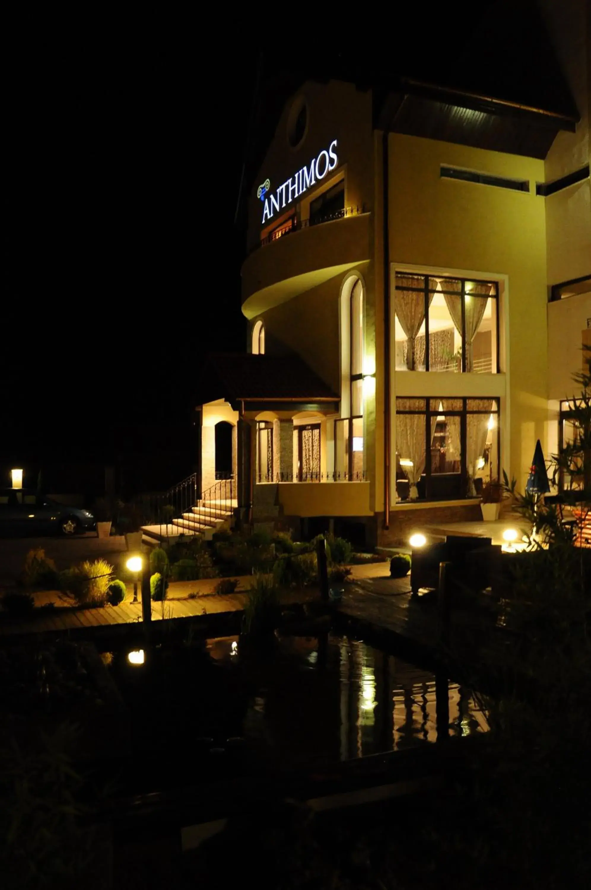 Facade/entrance in Anthimos Facade/entrance in Anthimos