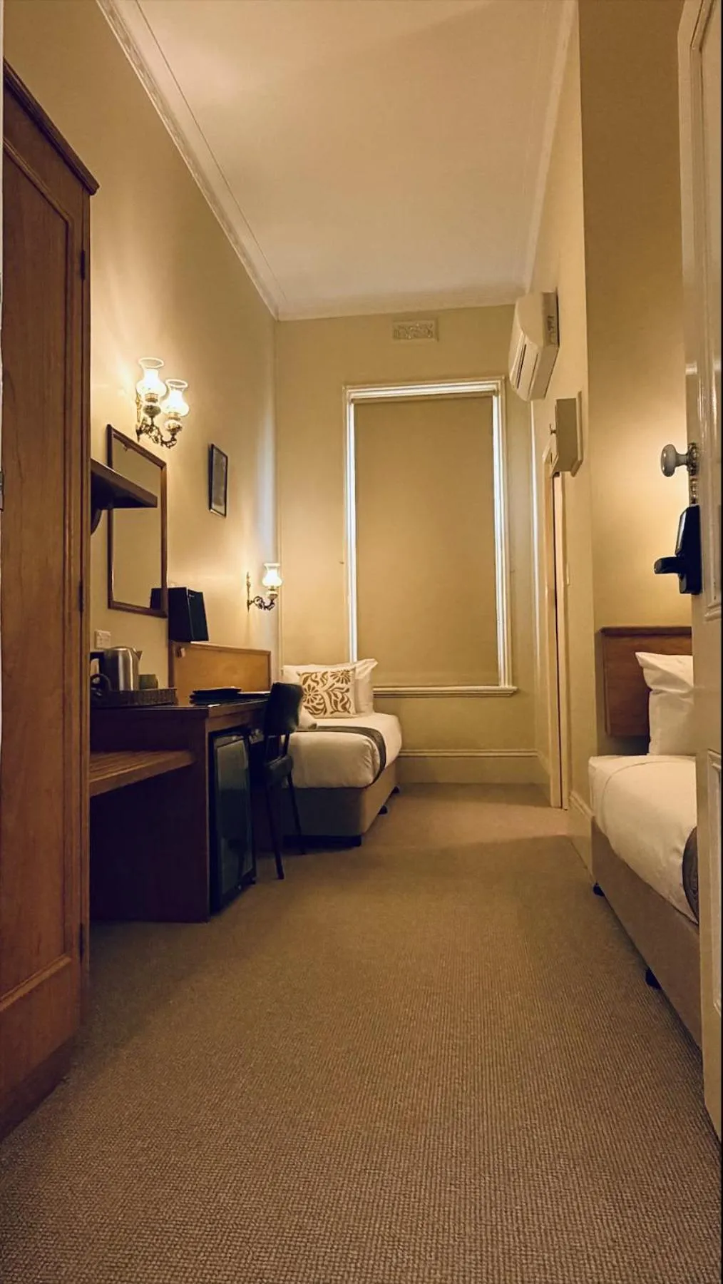 Twin Room in Campbell st Lodge