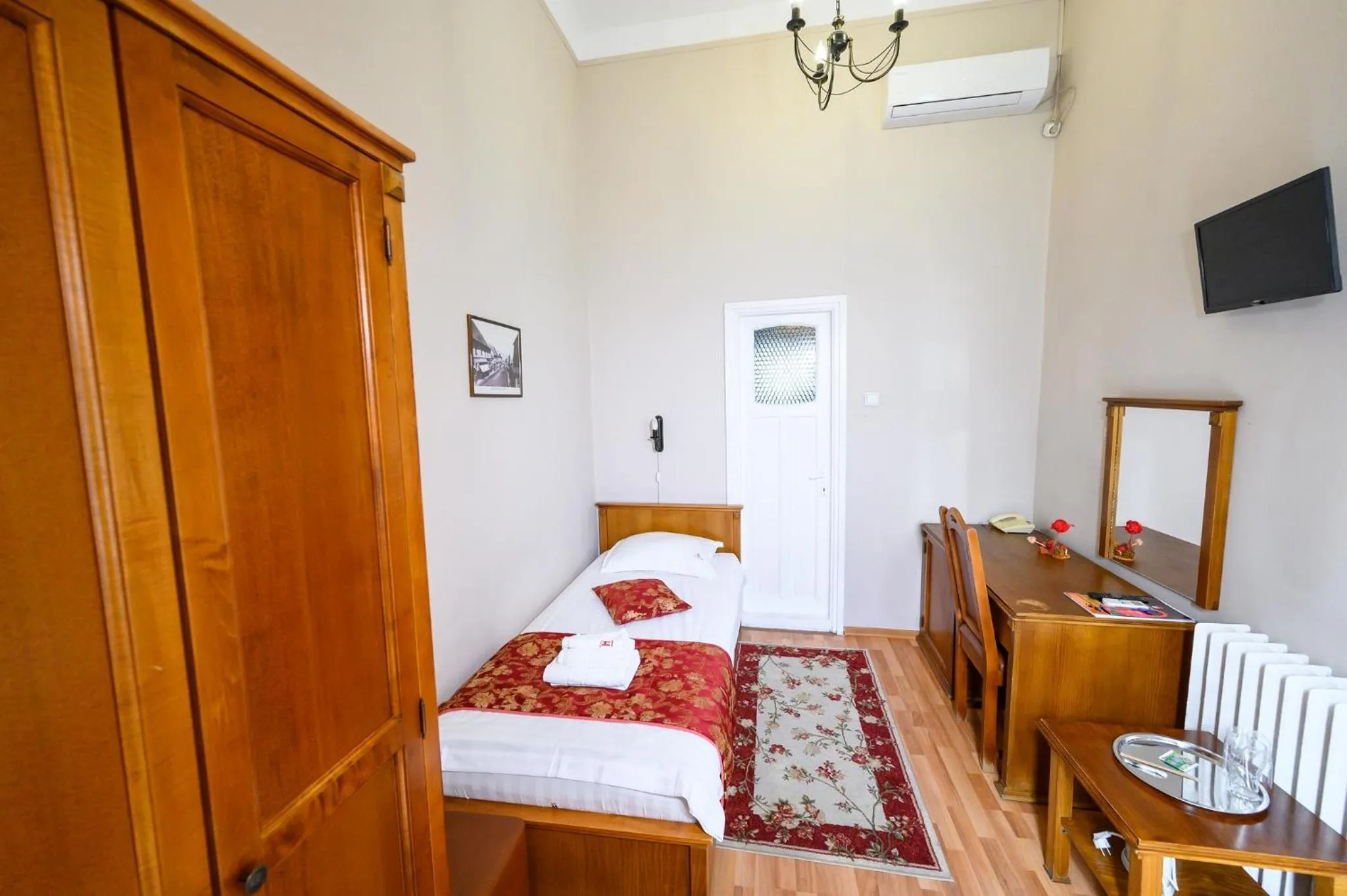 Bed in Hotel Transilvania