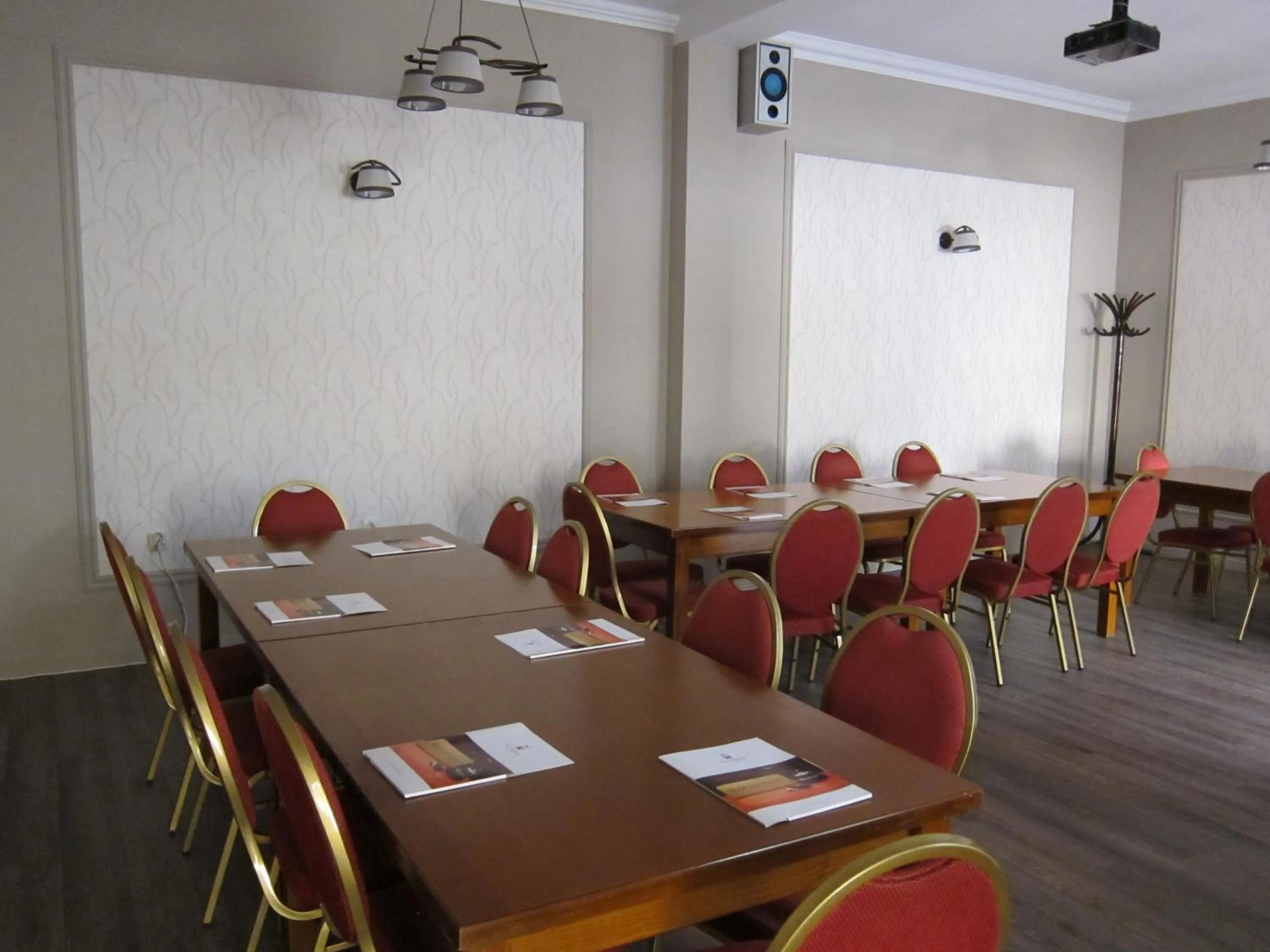 Meeting/conference room in Hotel Transilvania