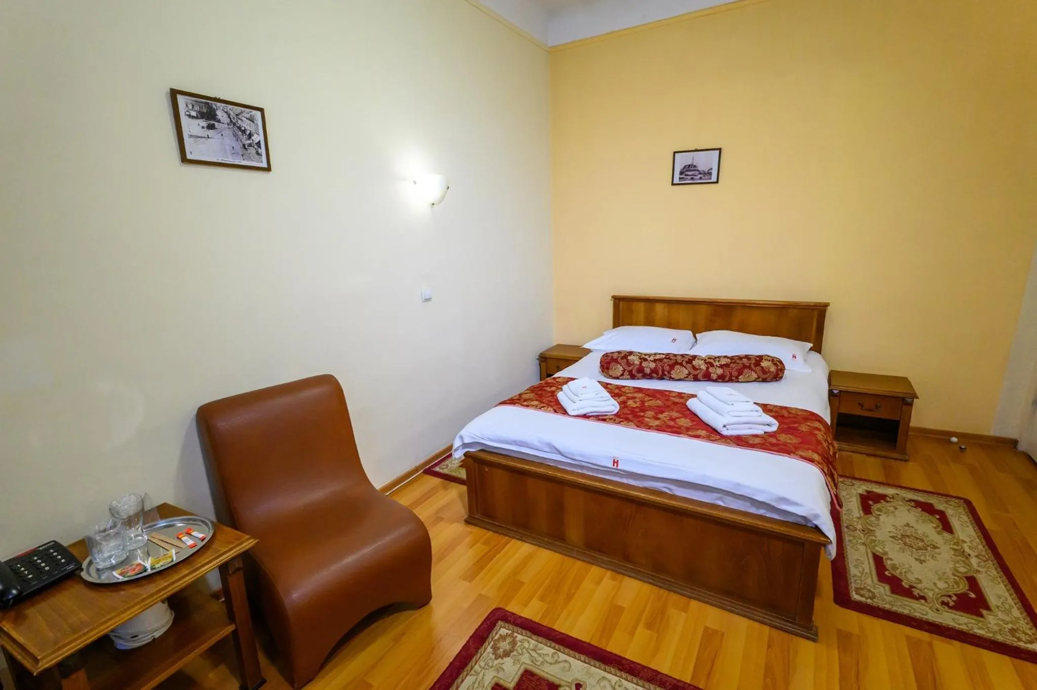 Bed in Hotel Transilvania