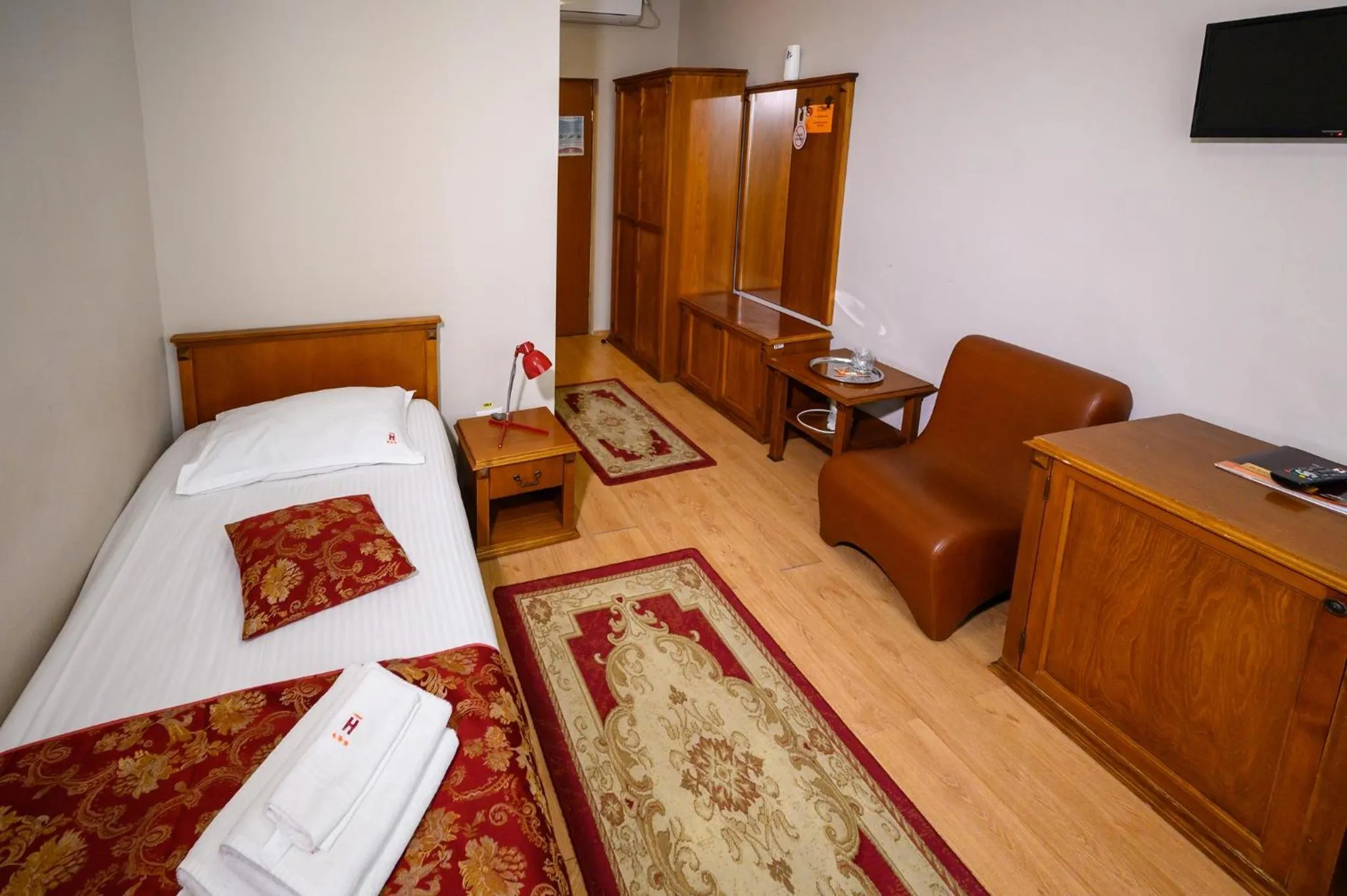 Bed in Hotel Transilvania