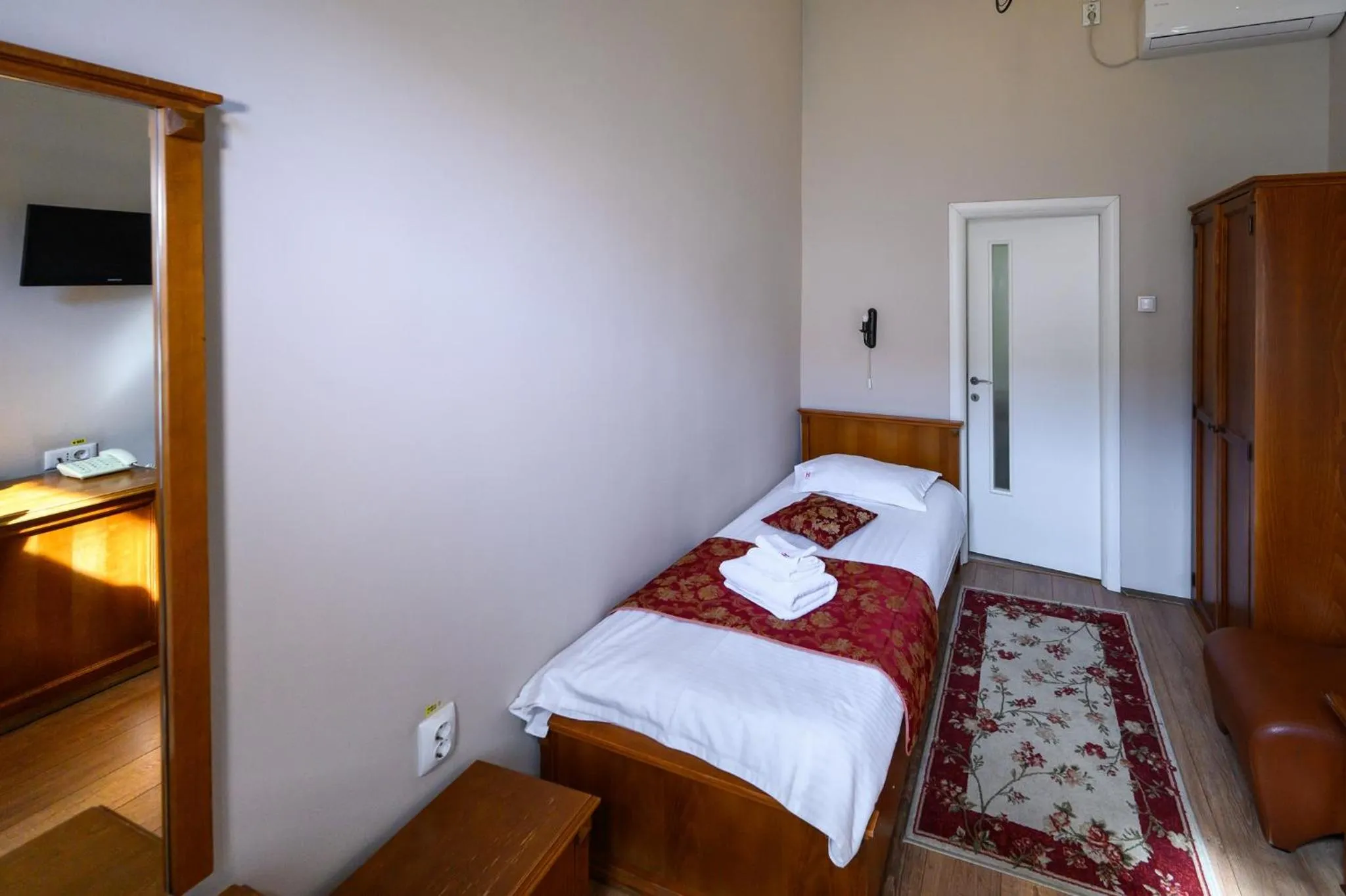 Bed in Hotel Transilvania