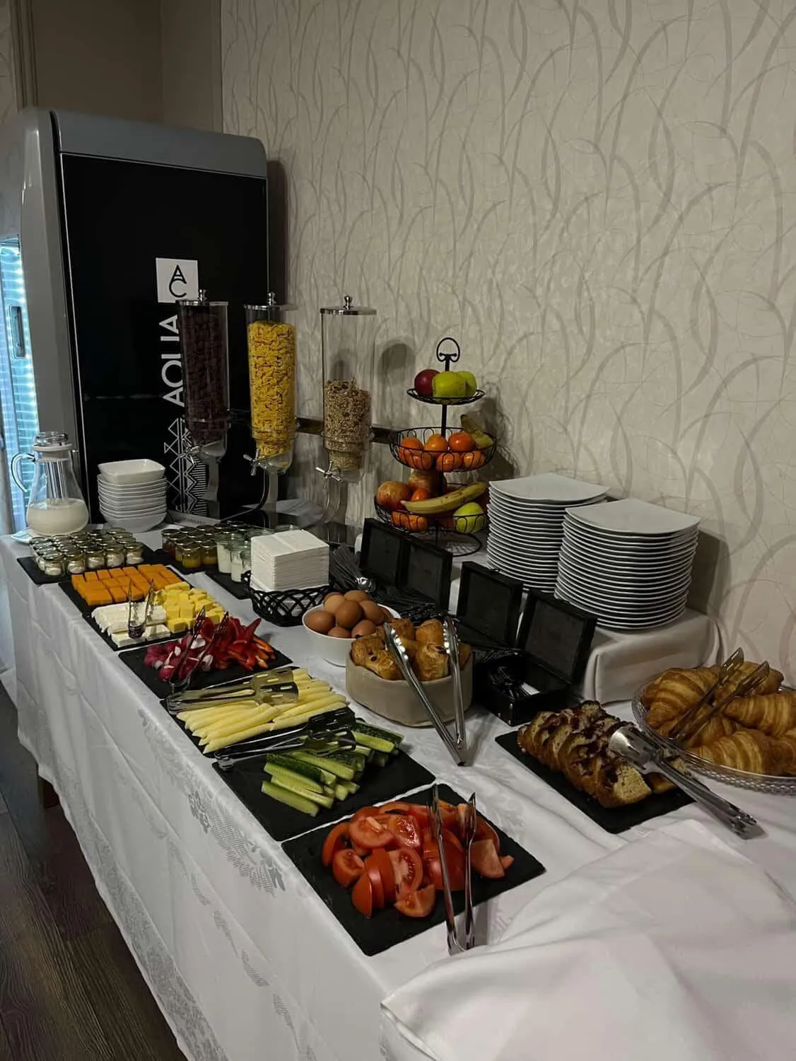 Breakfast in Hotel Transilvania