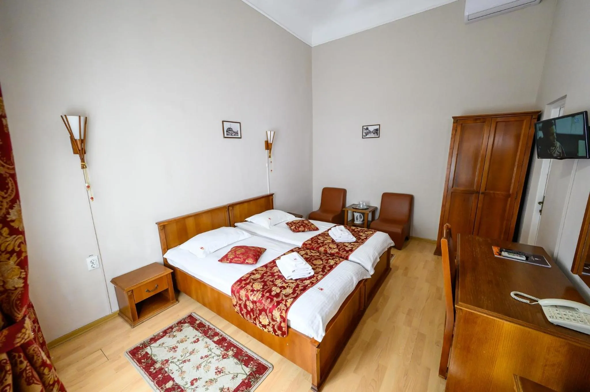 Bed in Hotel Transilvania