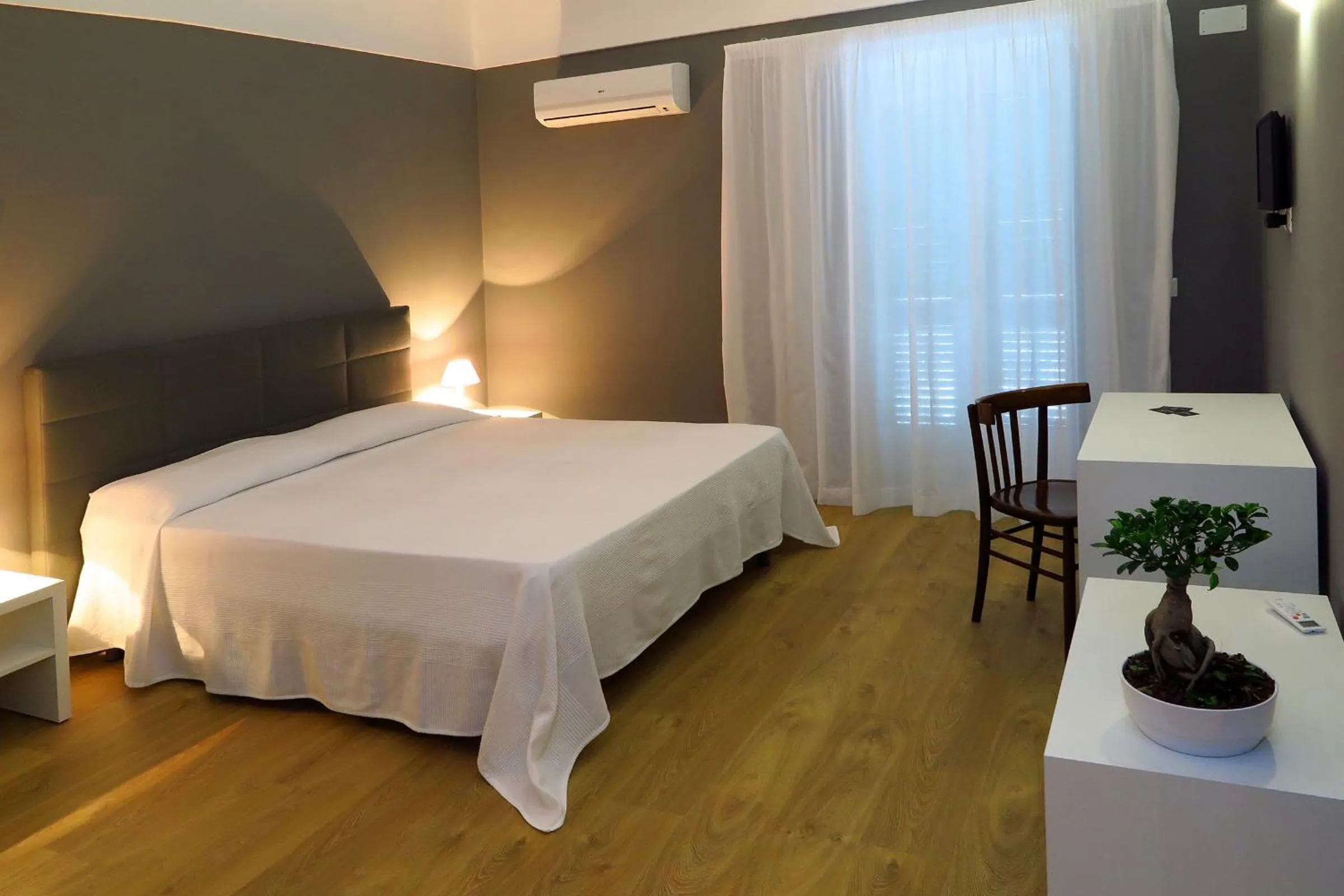 Photo of the whole room, Bed in B&B In Centro