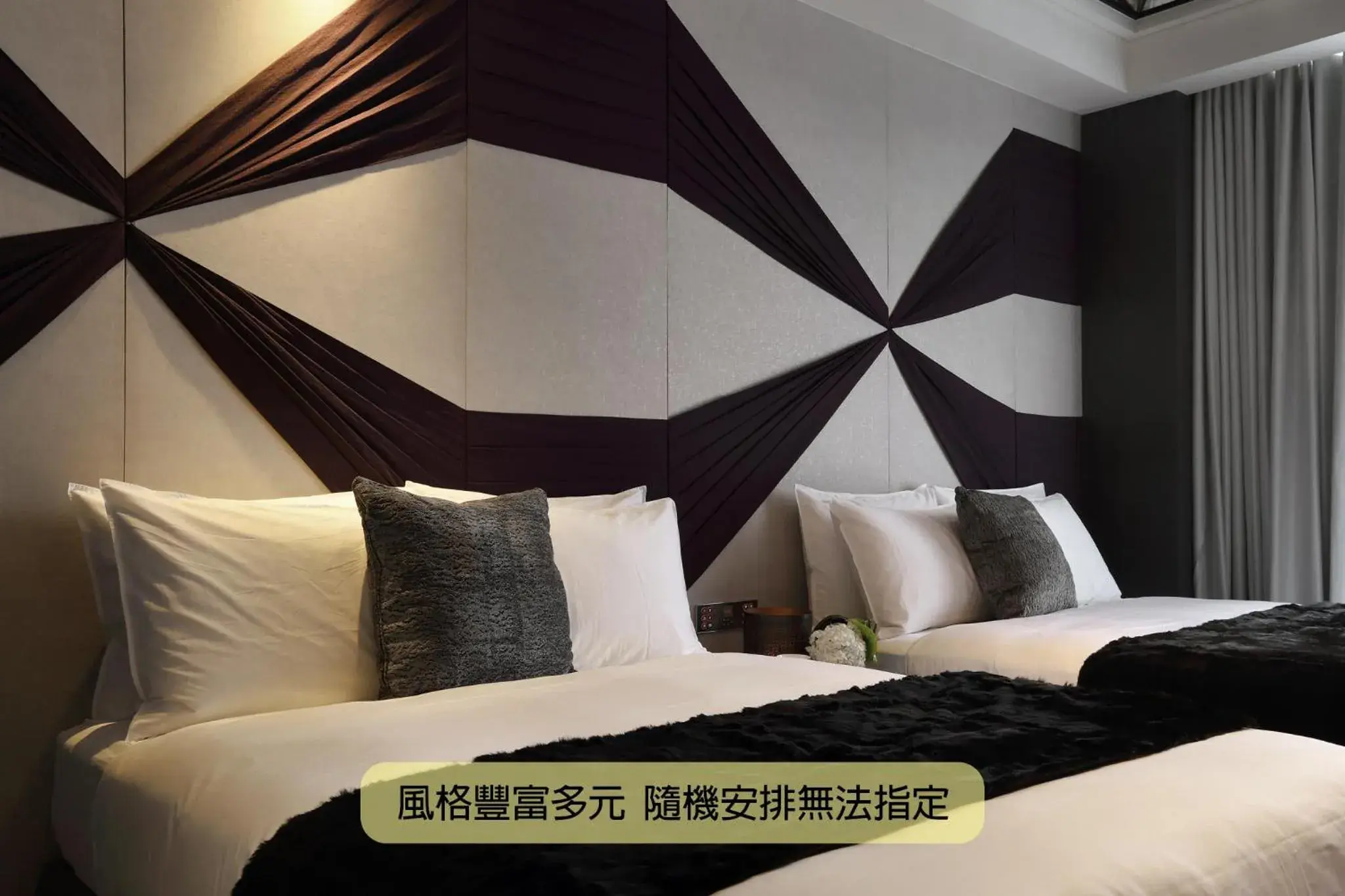 Photo of the whole room, Bed in Boda Hotel Photo of the whole room, Bed in Boda Hotel