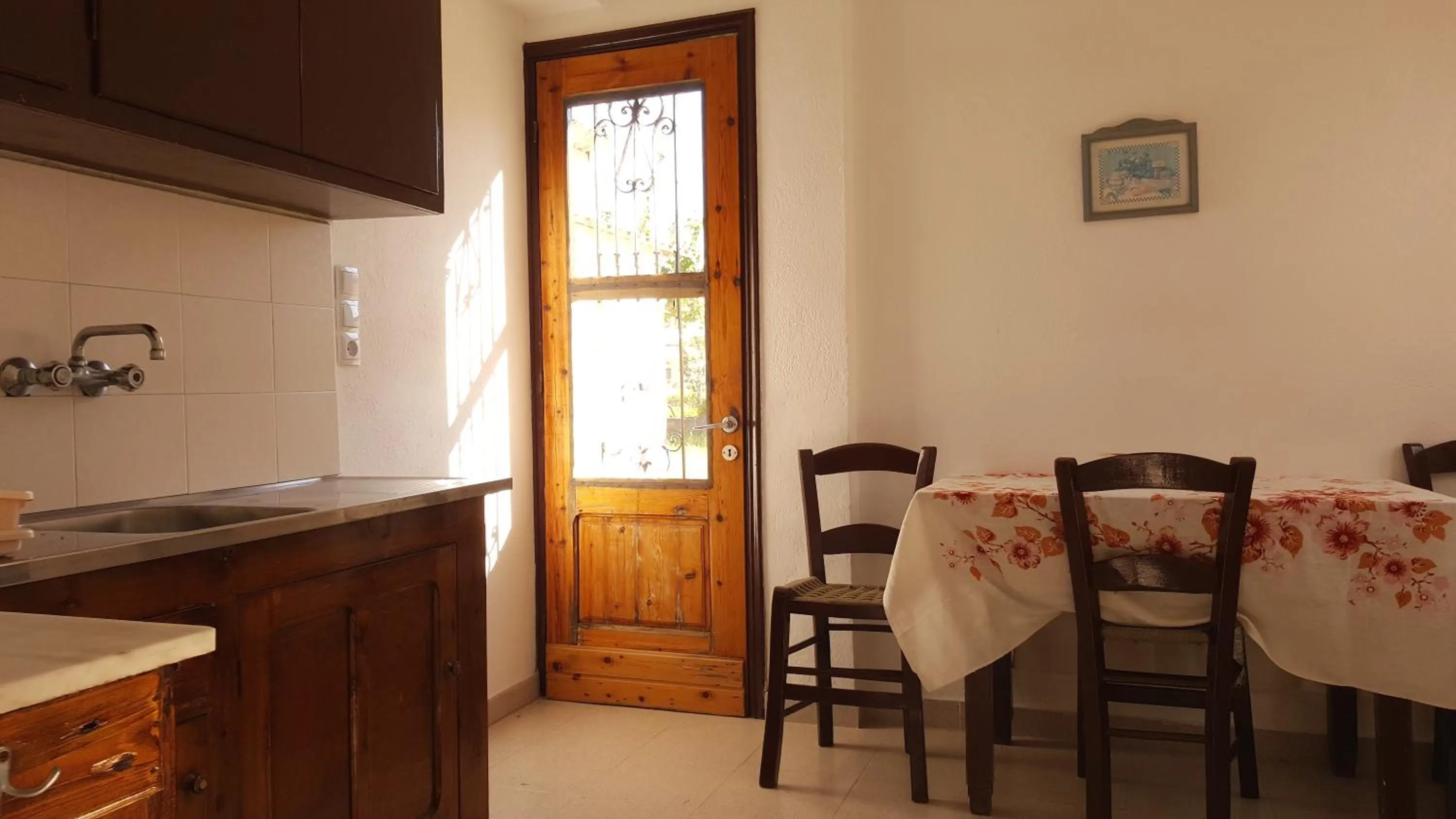 Kitchen or kitchenette in Agroktima