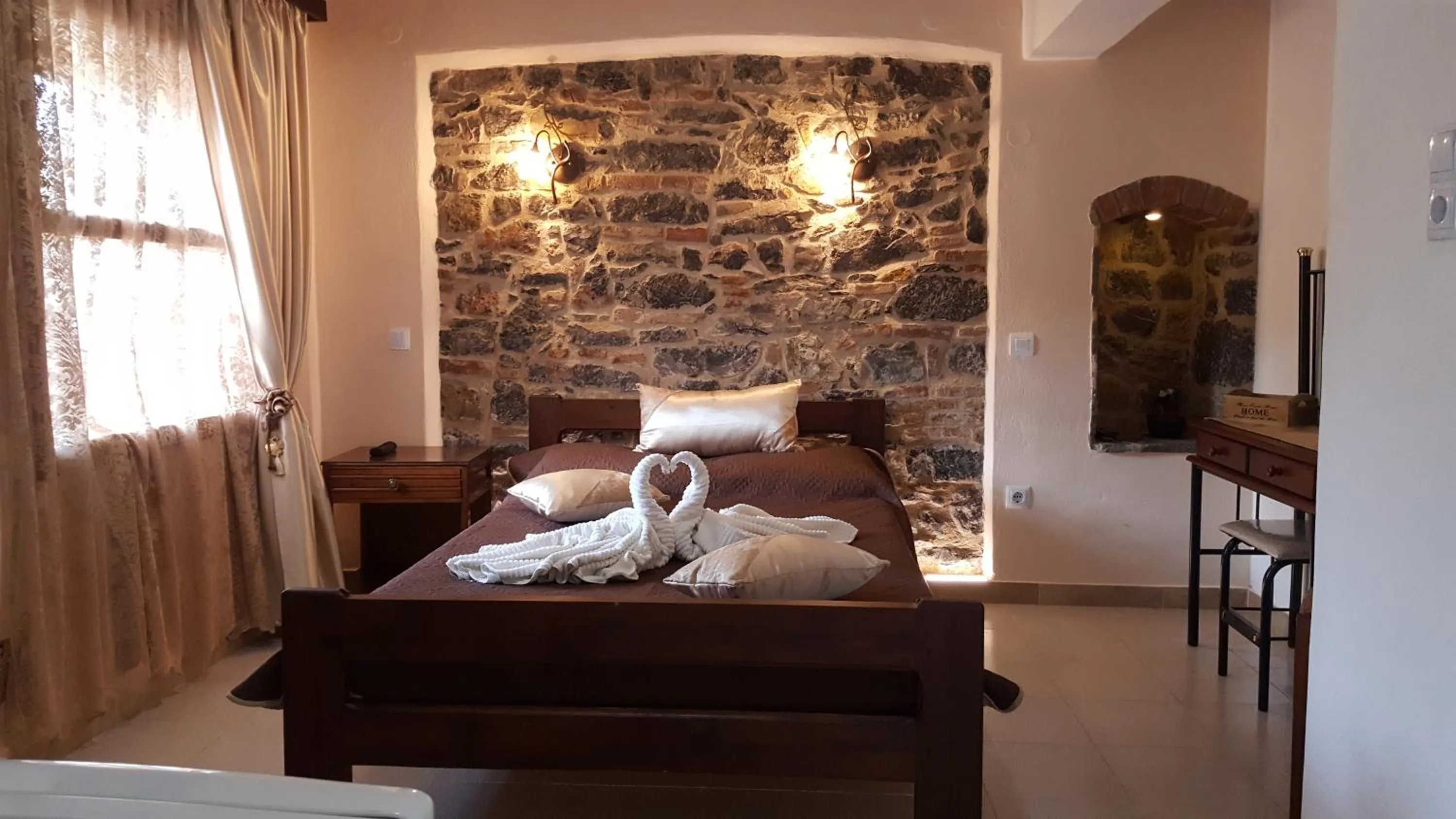 Photo of the whole room in Agroktima