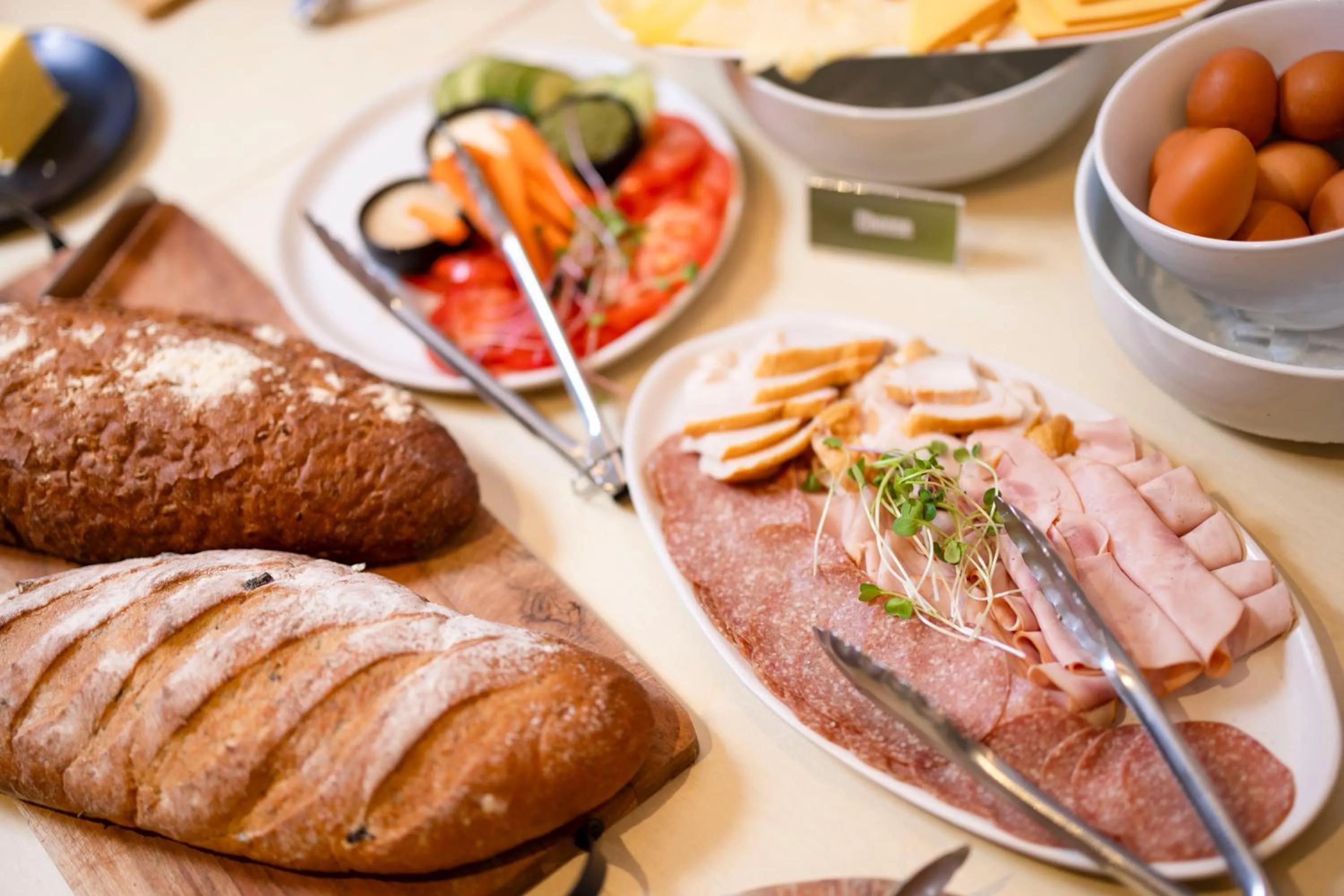 Buffet breakfast in Hotel Give