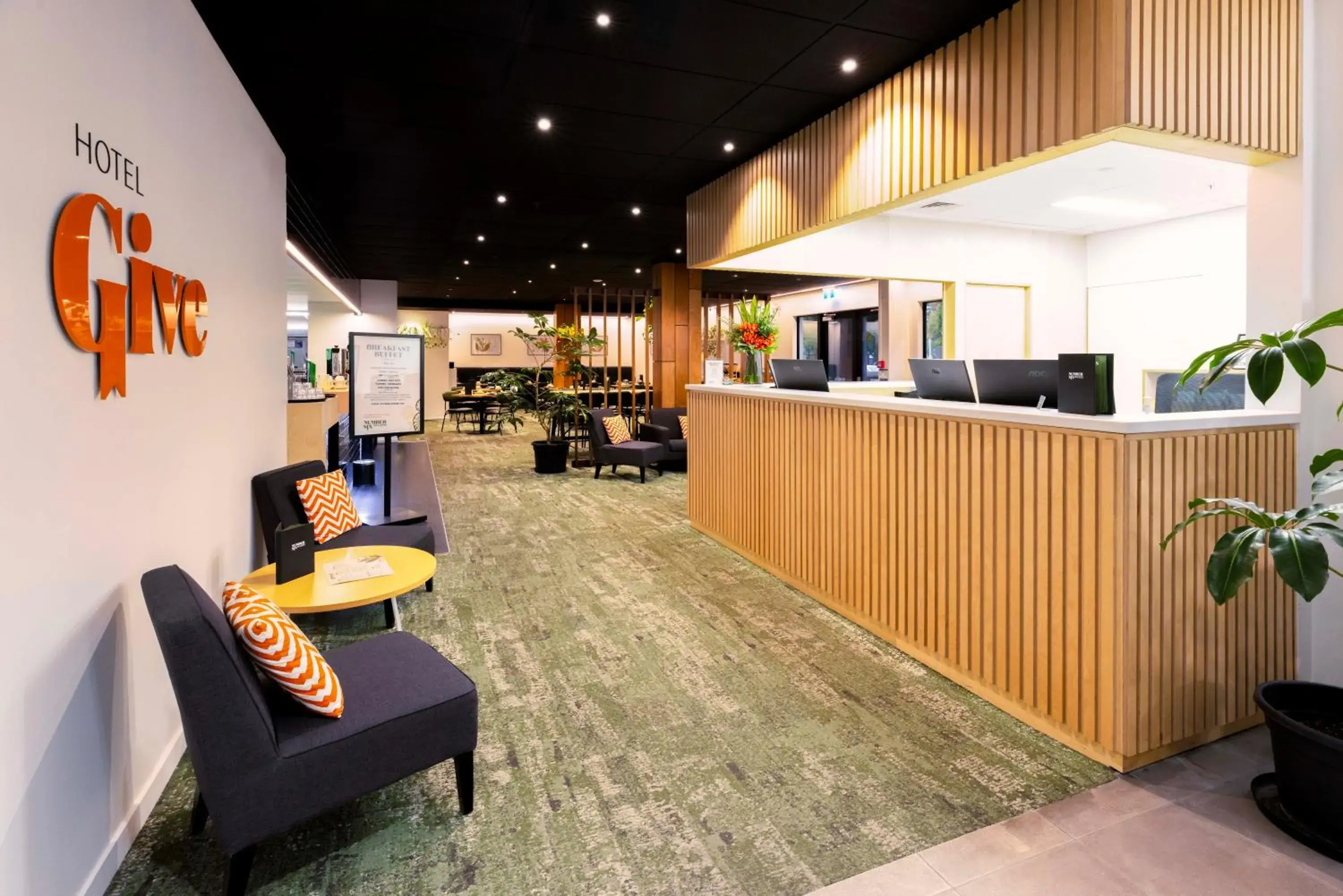 Hotel Give Hotel Give