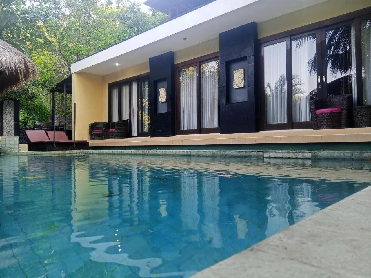 Swimming pool in Nipah Villas
