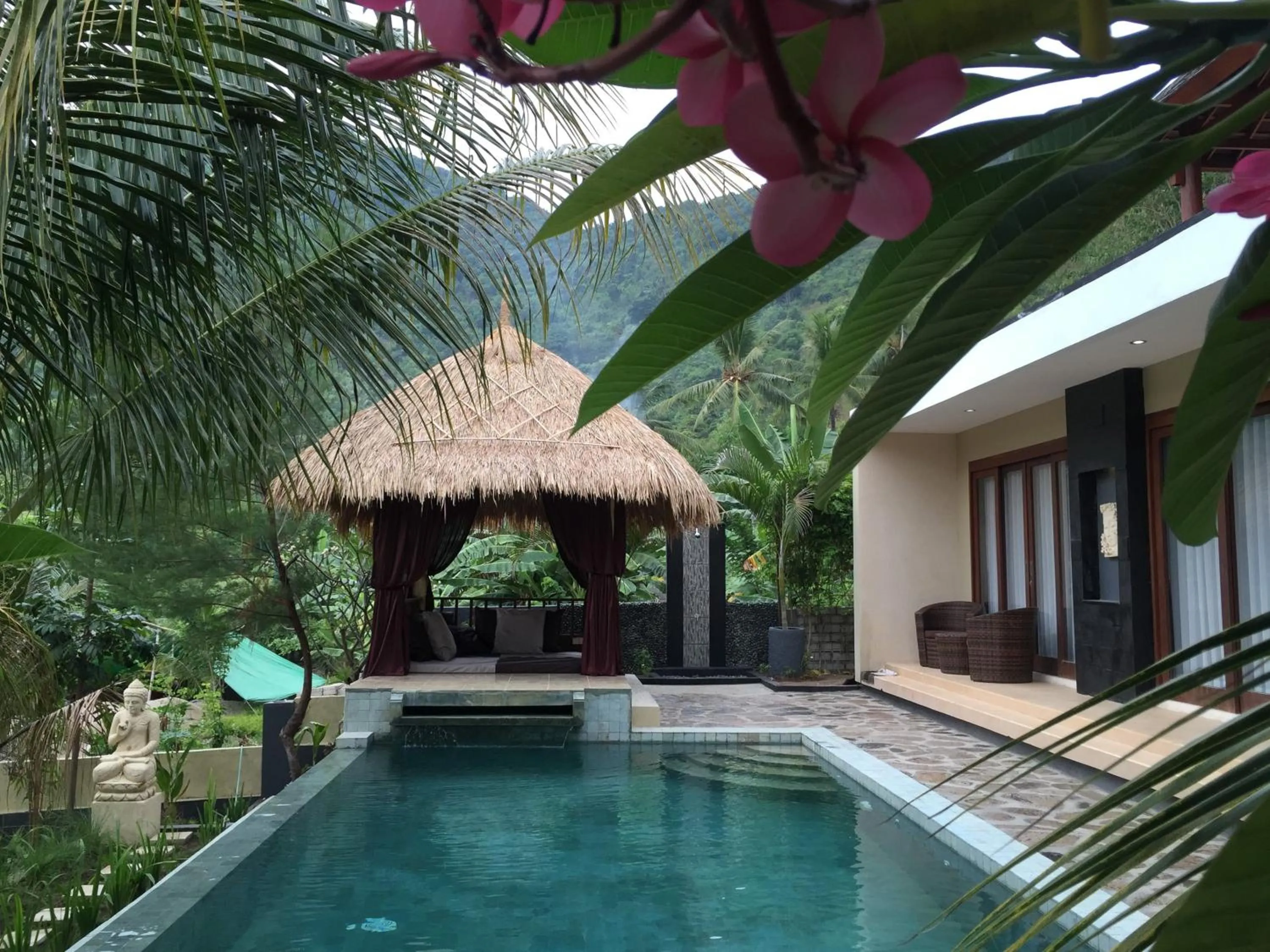 Swimming pool in Nipah Villas