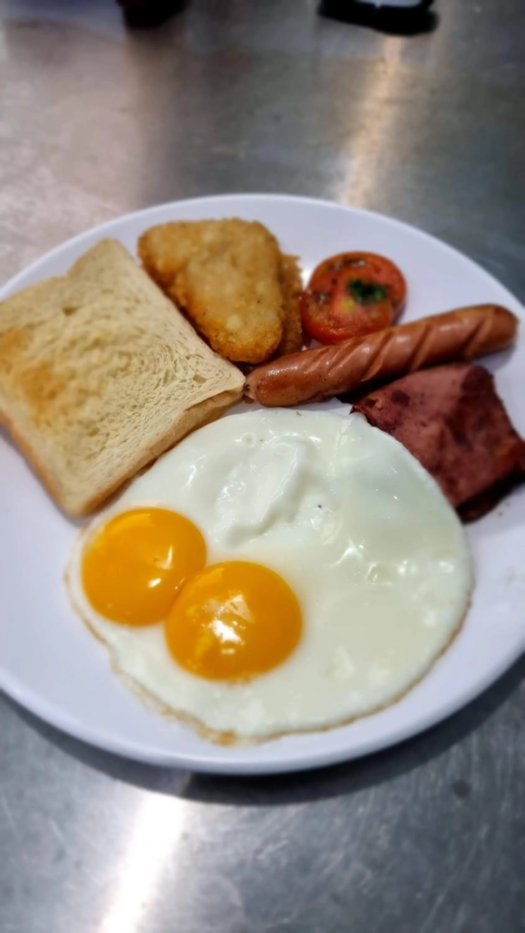 Restaurant/places to eat in Nipah Villas