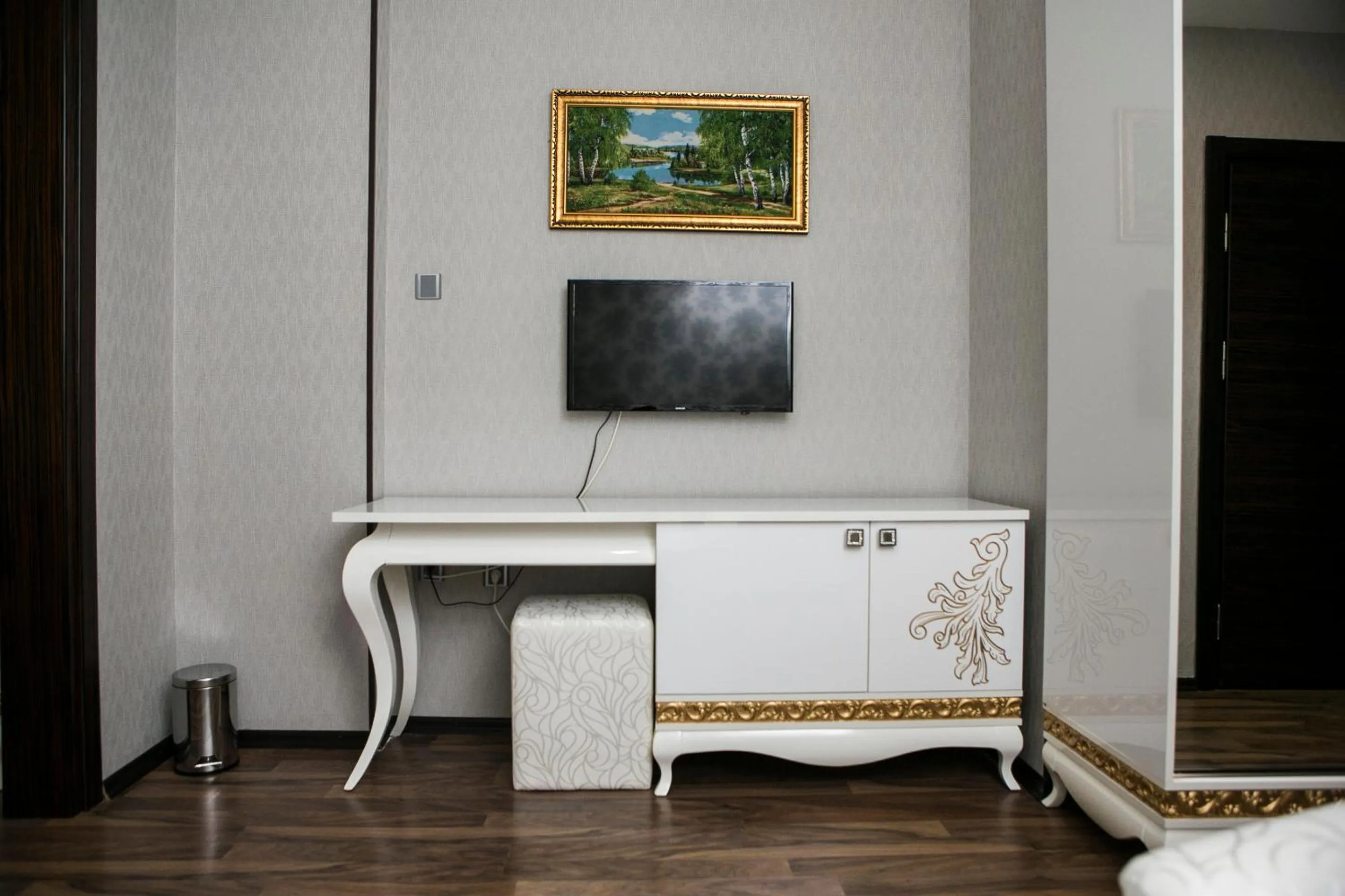 Photo of the whole room in Azalea Hotel Baku